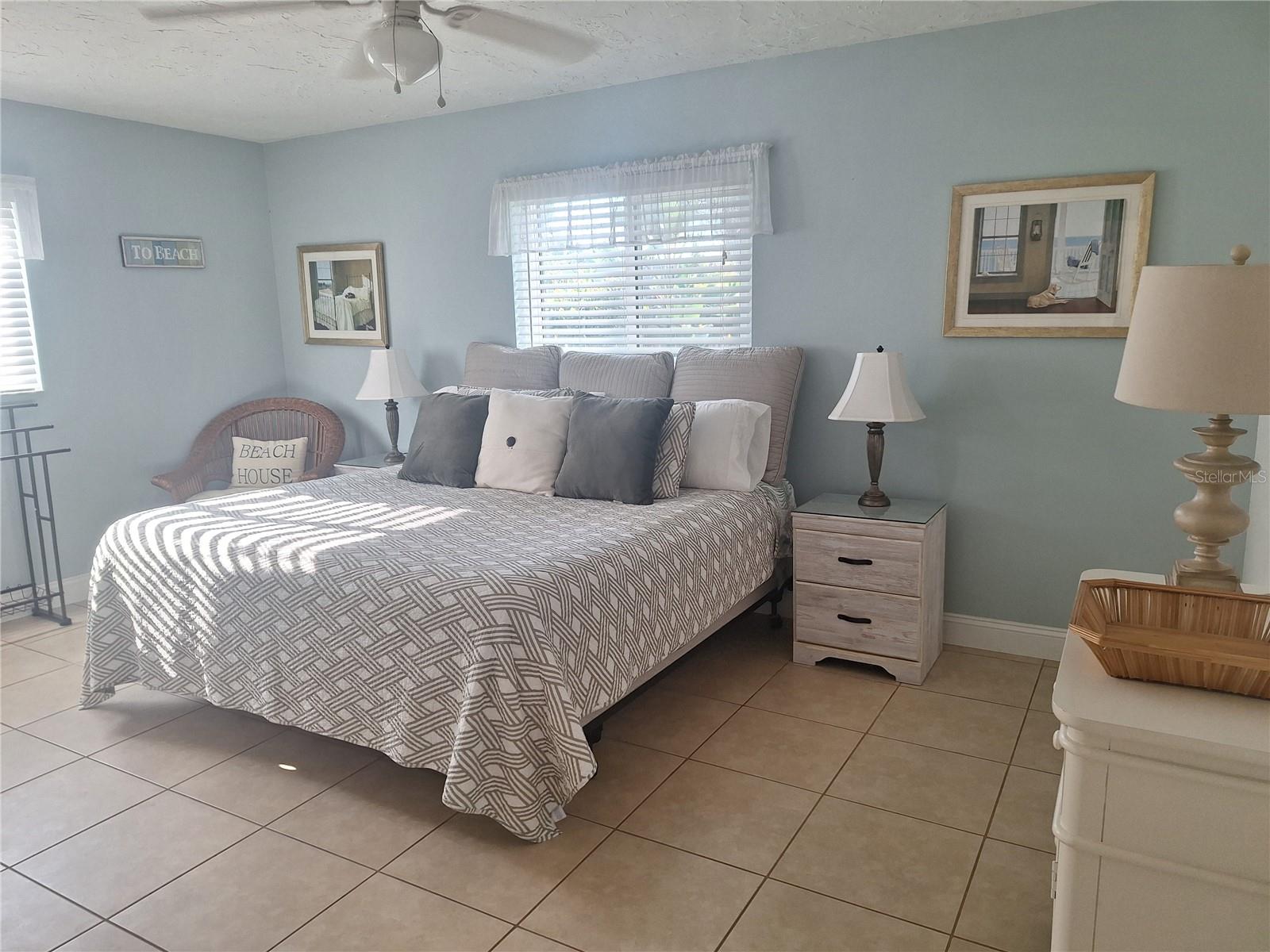 Image 15 of 36 For 516 Serata Street