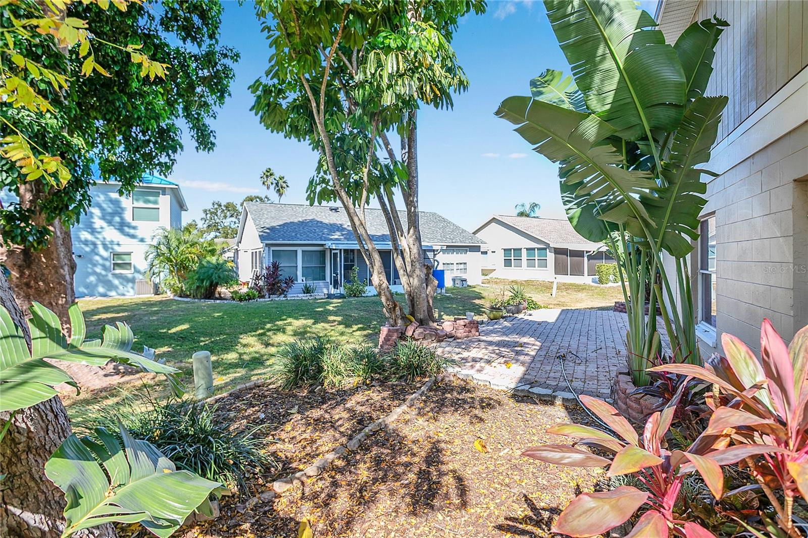 Image 27 of 35 For 3944 37th Street Court W