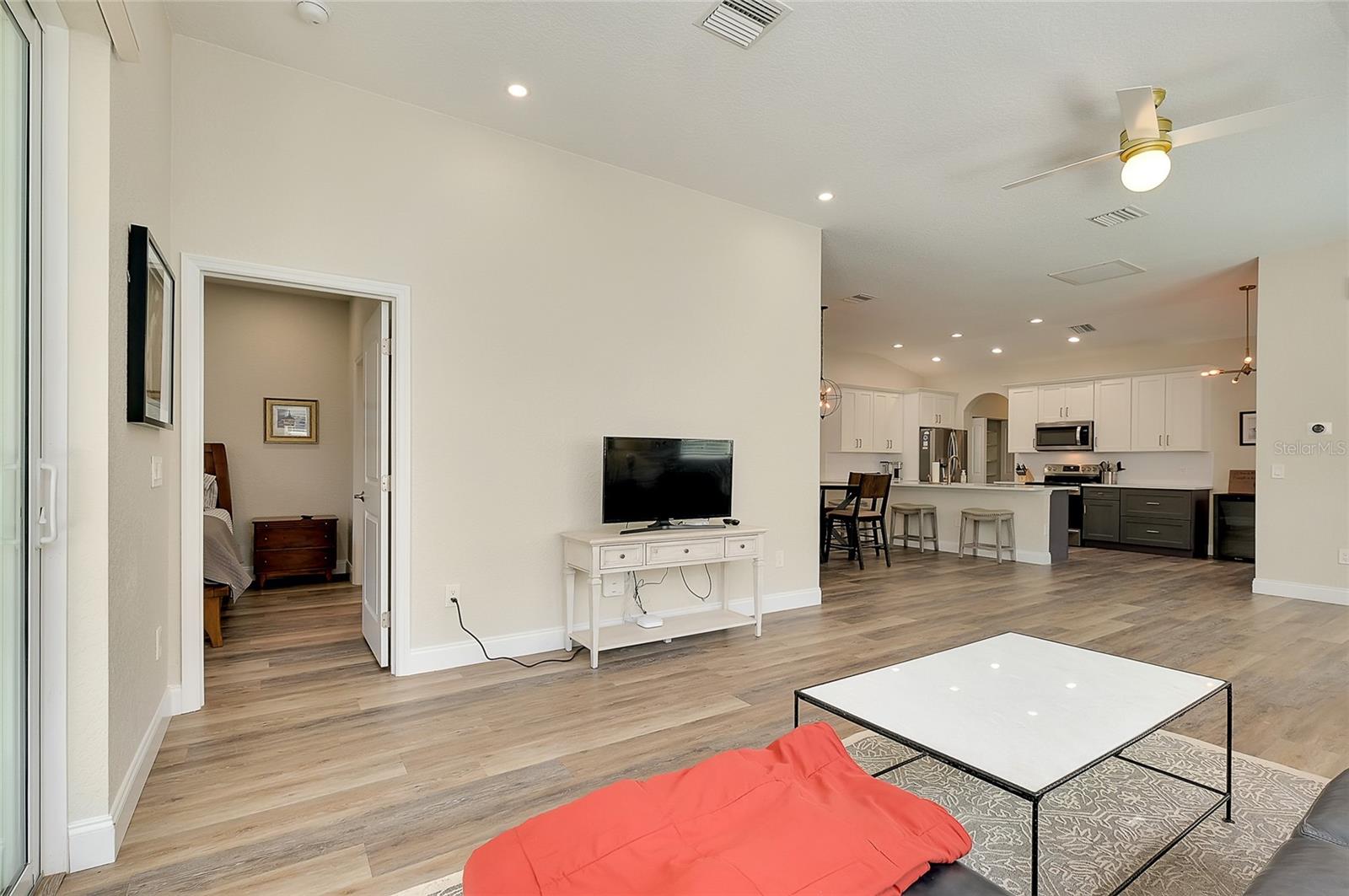 Image 10 of 77 For 4470 Corso Venetia Boulevard