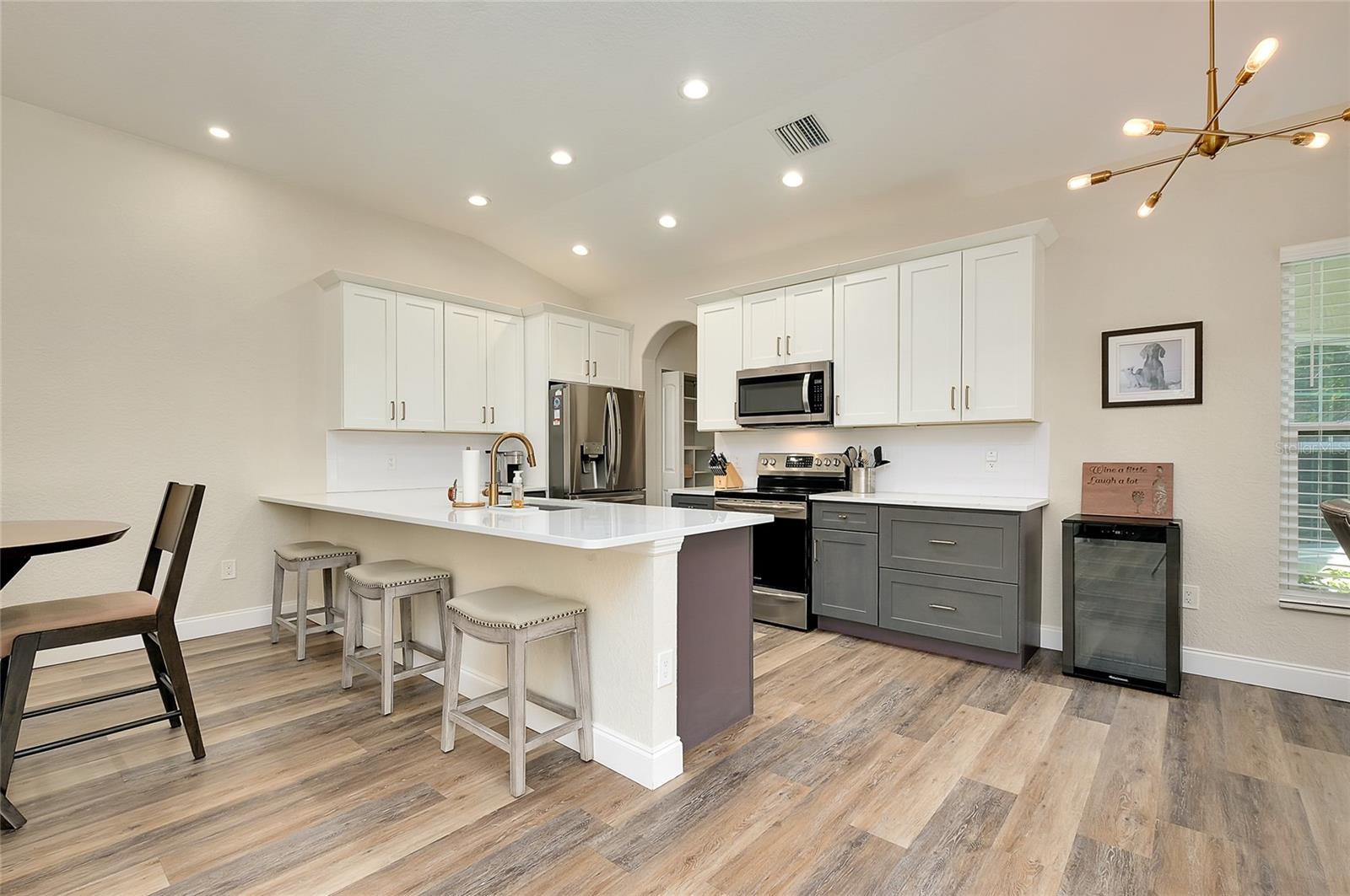 Image 23 of 77 For 4470 Corso Venetia Boulevard