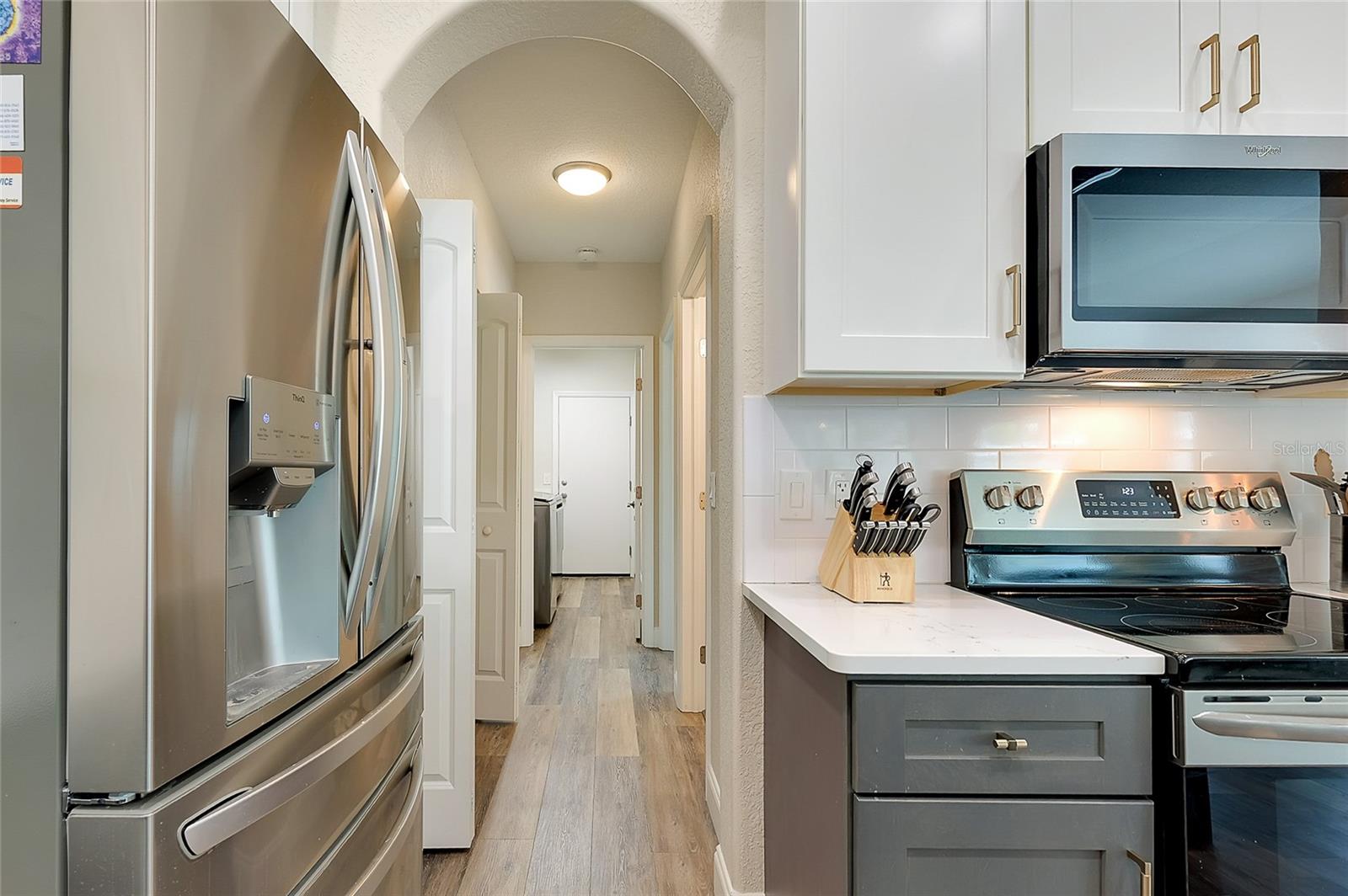 Image 29 of 77 For 4470 Corso Venetia Boulevard