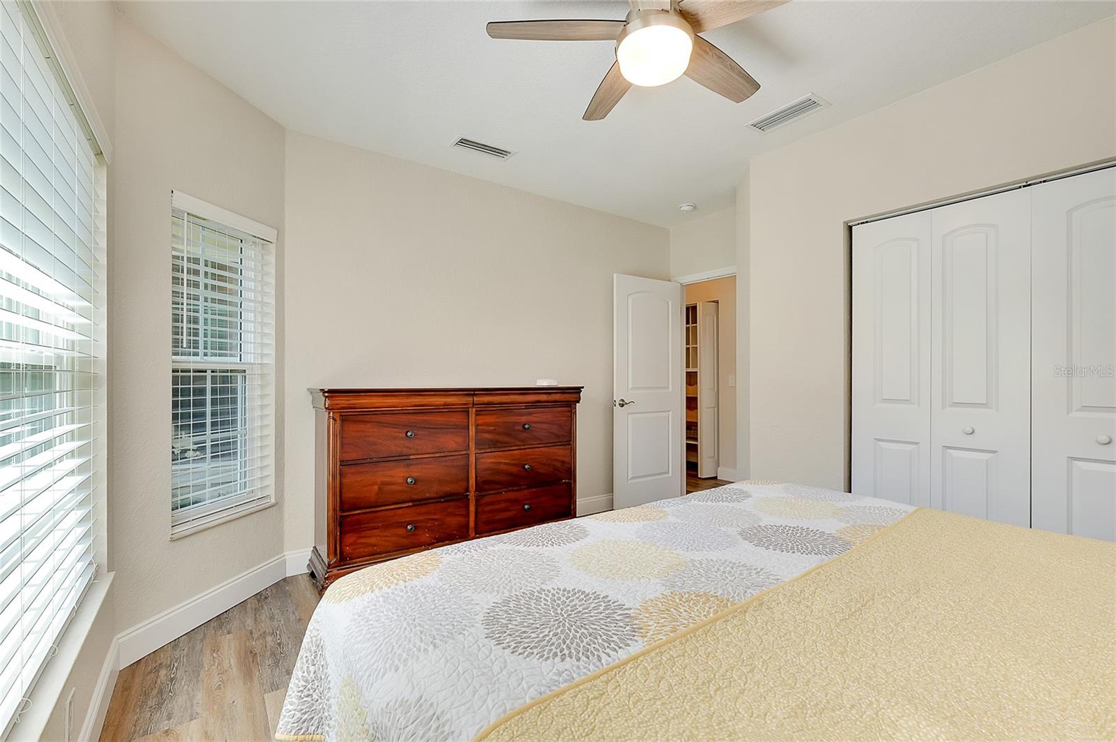 Image 42 of 77 For 4470 Corso Venetia Boulevard