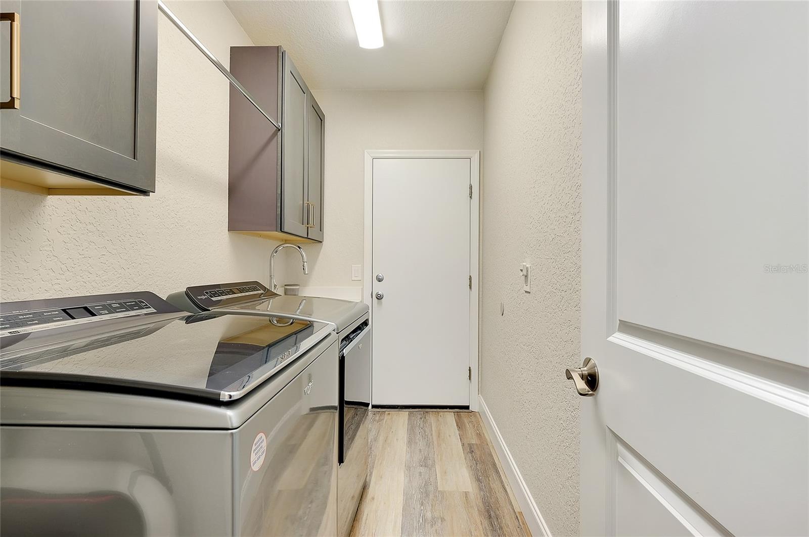 Image 46 of 77 For 4470 Corso Venetia Boulevard