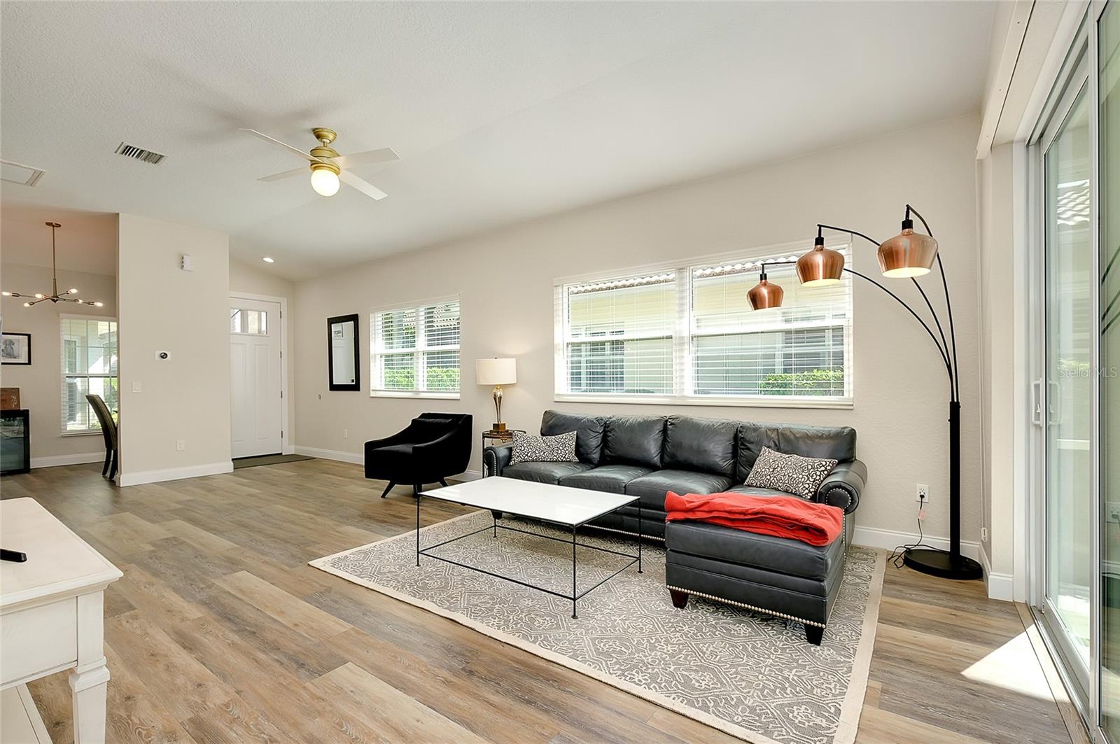 Image 9 of 77 For 4470 Corso Venetia Boulevard