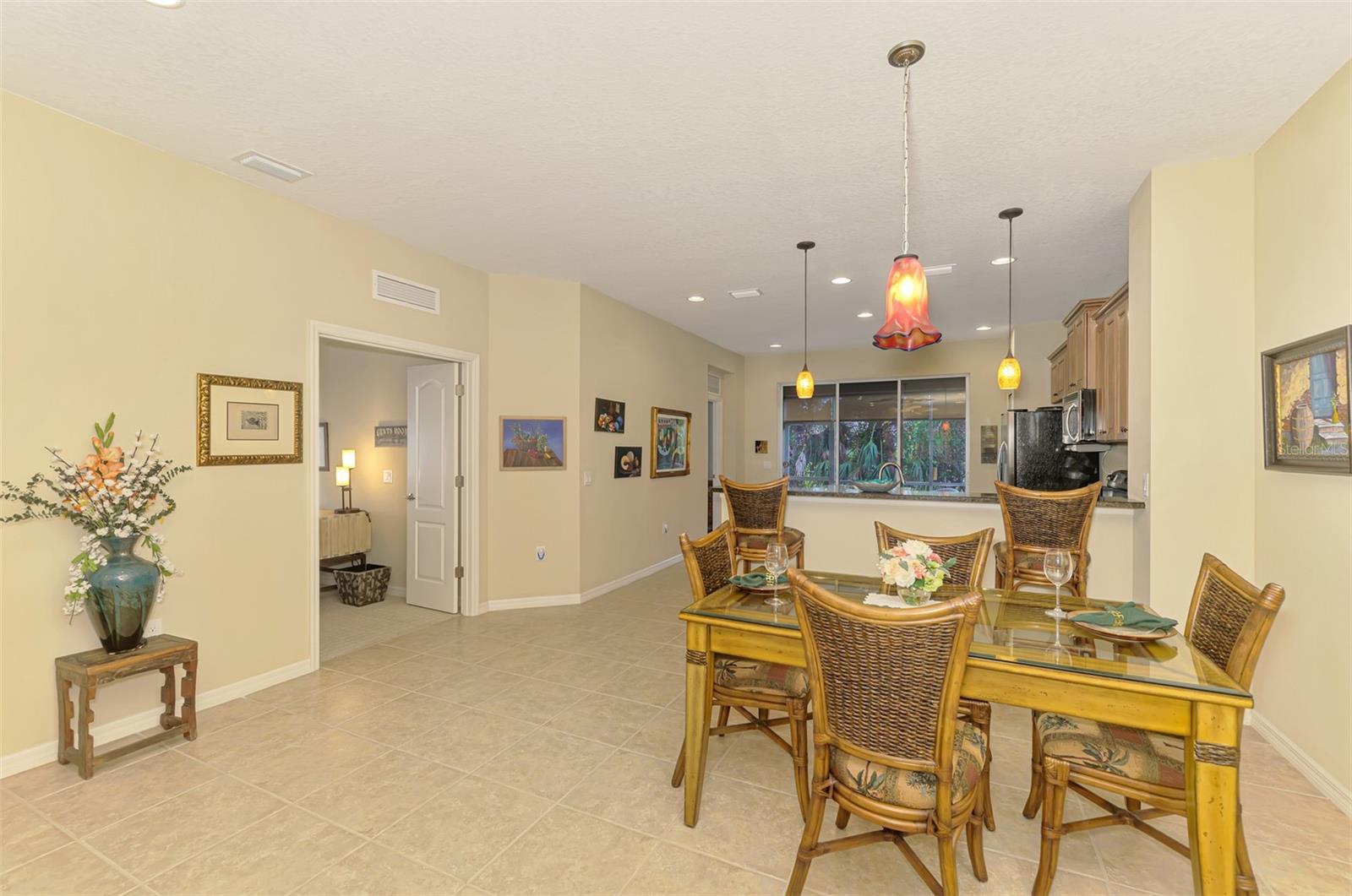 Image 10 of 40 For 27231 Ipswich Drive