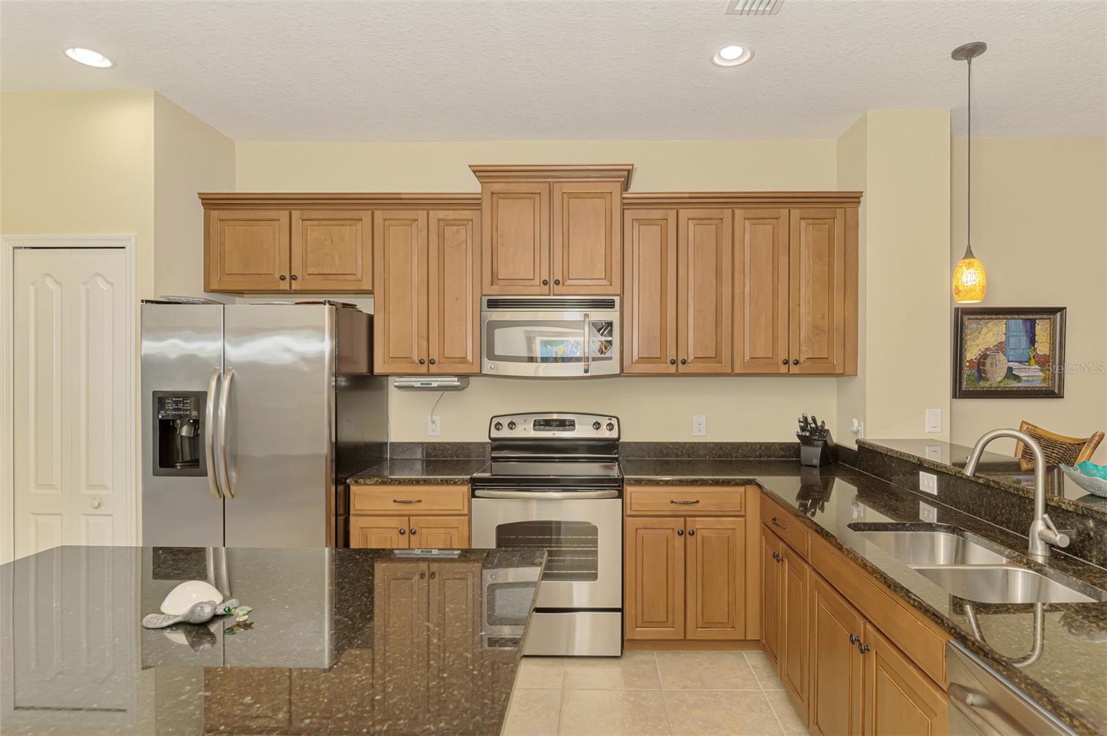 Image 15 of 40 For 27231 Ipswich Drive