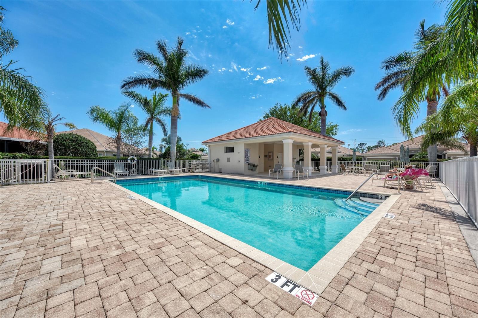 Image 36 of 40 For 27231 Ipswich Drive