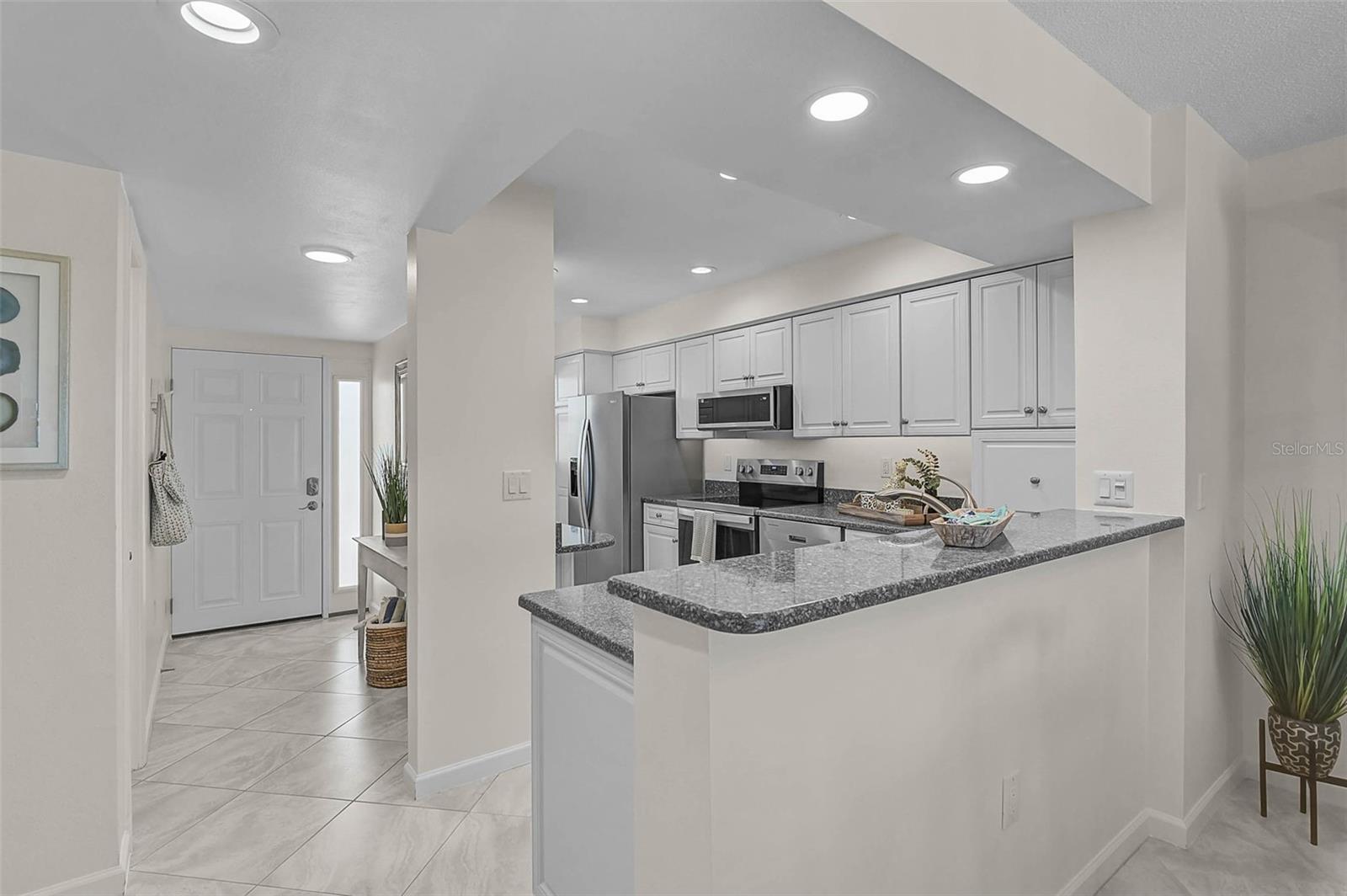 Image 12 of 62 For 950 Tarpon Center Drive 305