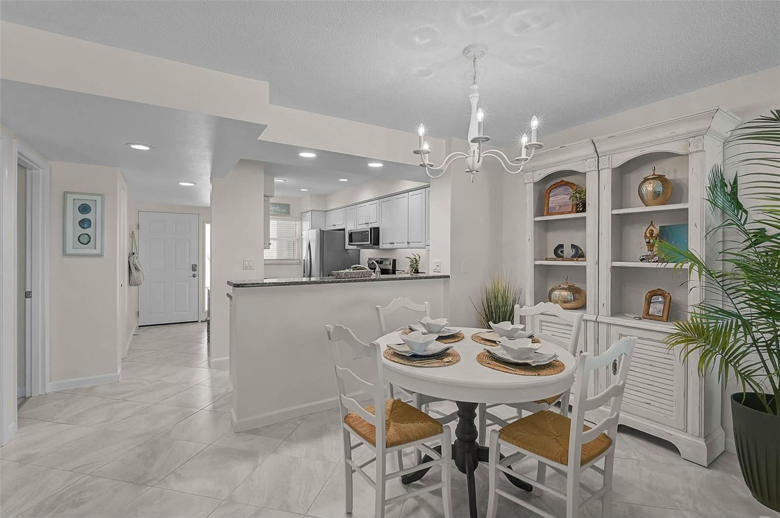 Image 15 of 62 For 950 Tarpon Center Drive 305