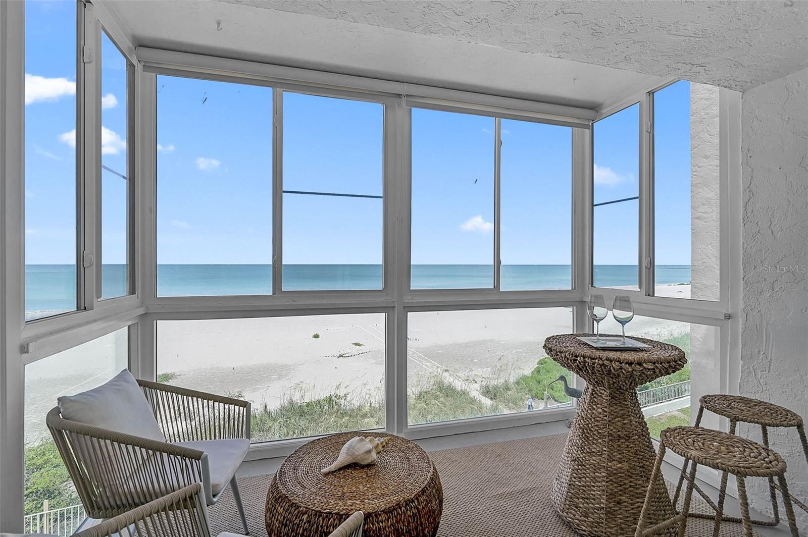 Image 30 of 62 For 950 Tarpon Center Drive 305