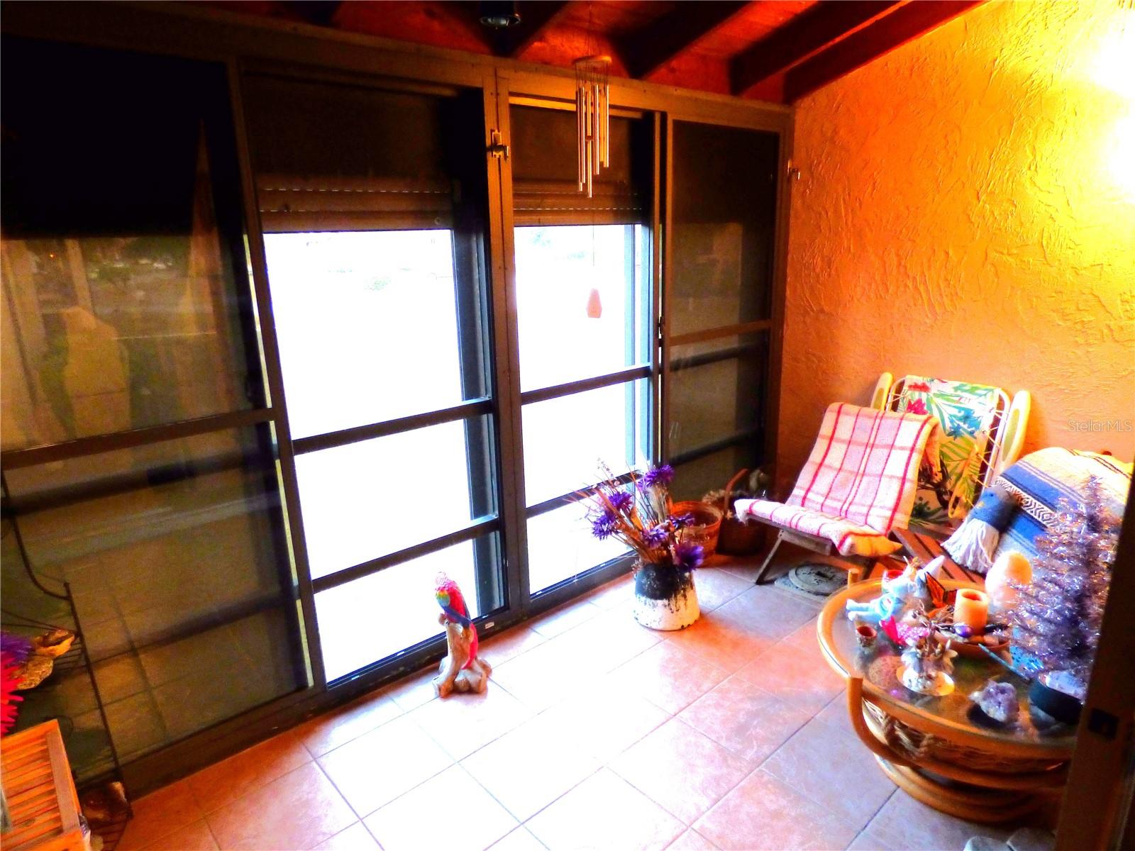 Image 15 of 37 For 18 Quails Run Boulevard 4