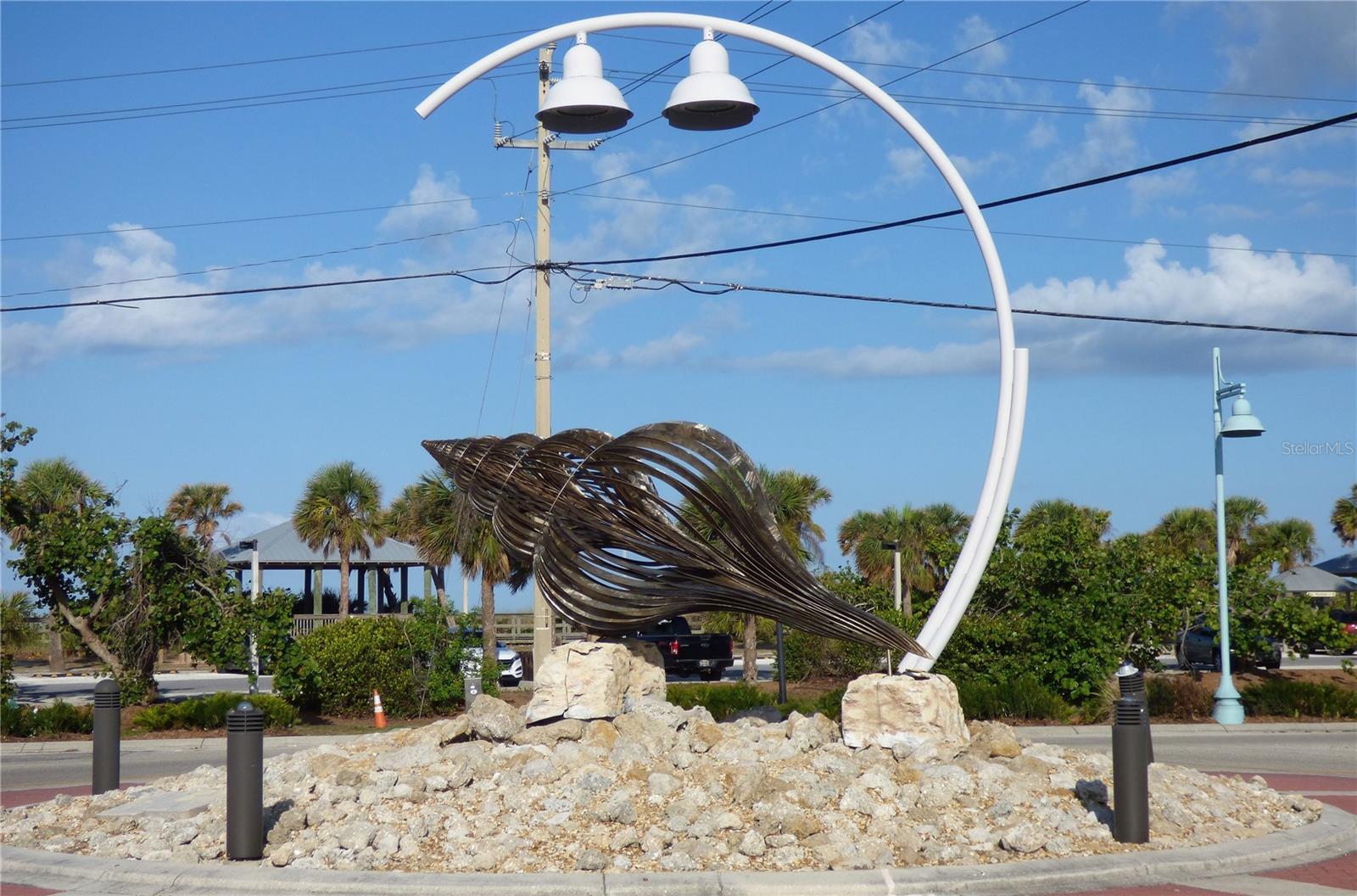 Image 31 of 37 For 18 Quails Run Boulevard 4