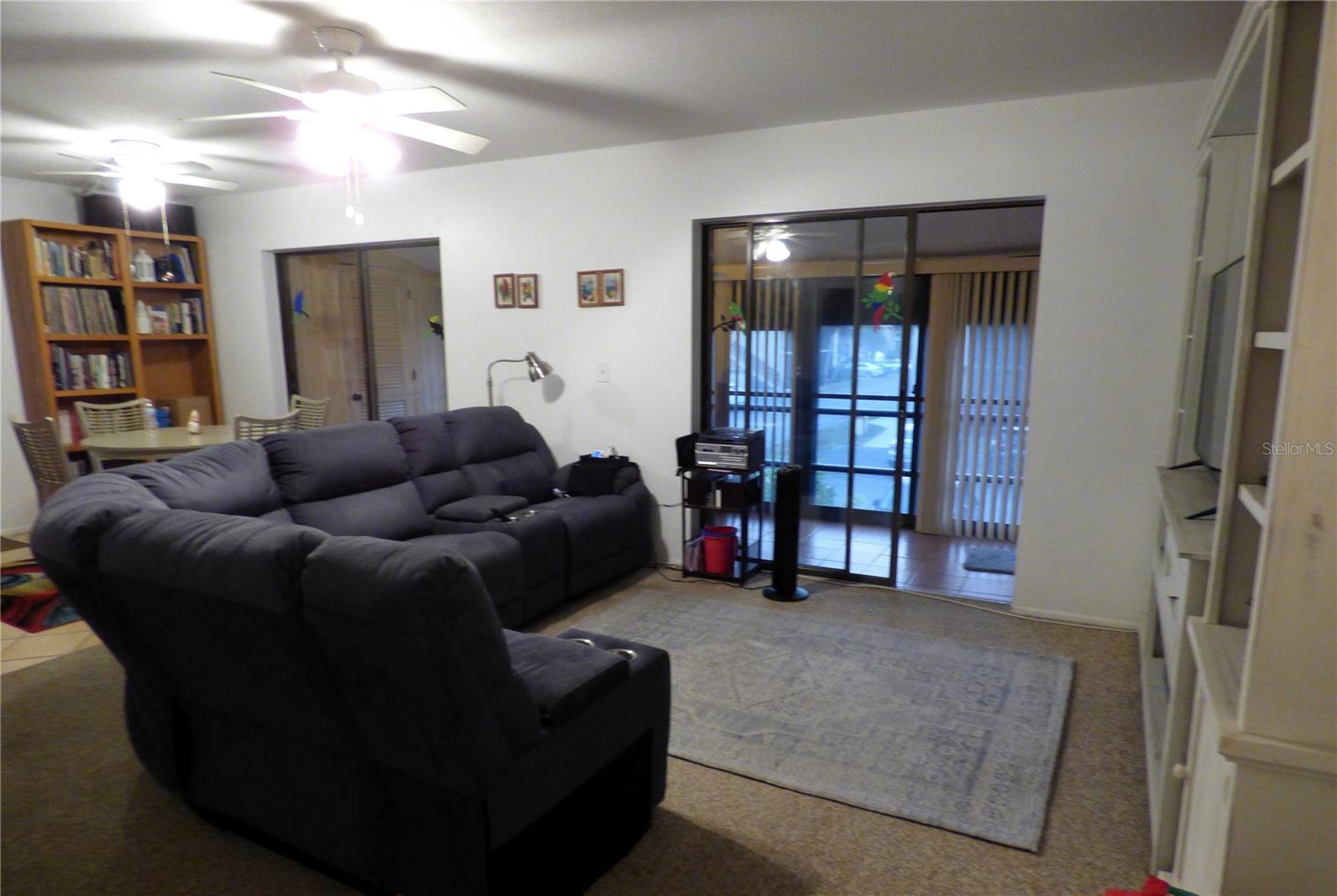 Image 5 of 37 For 18 Quails Run Boulevard 4