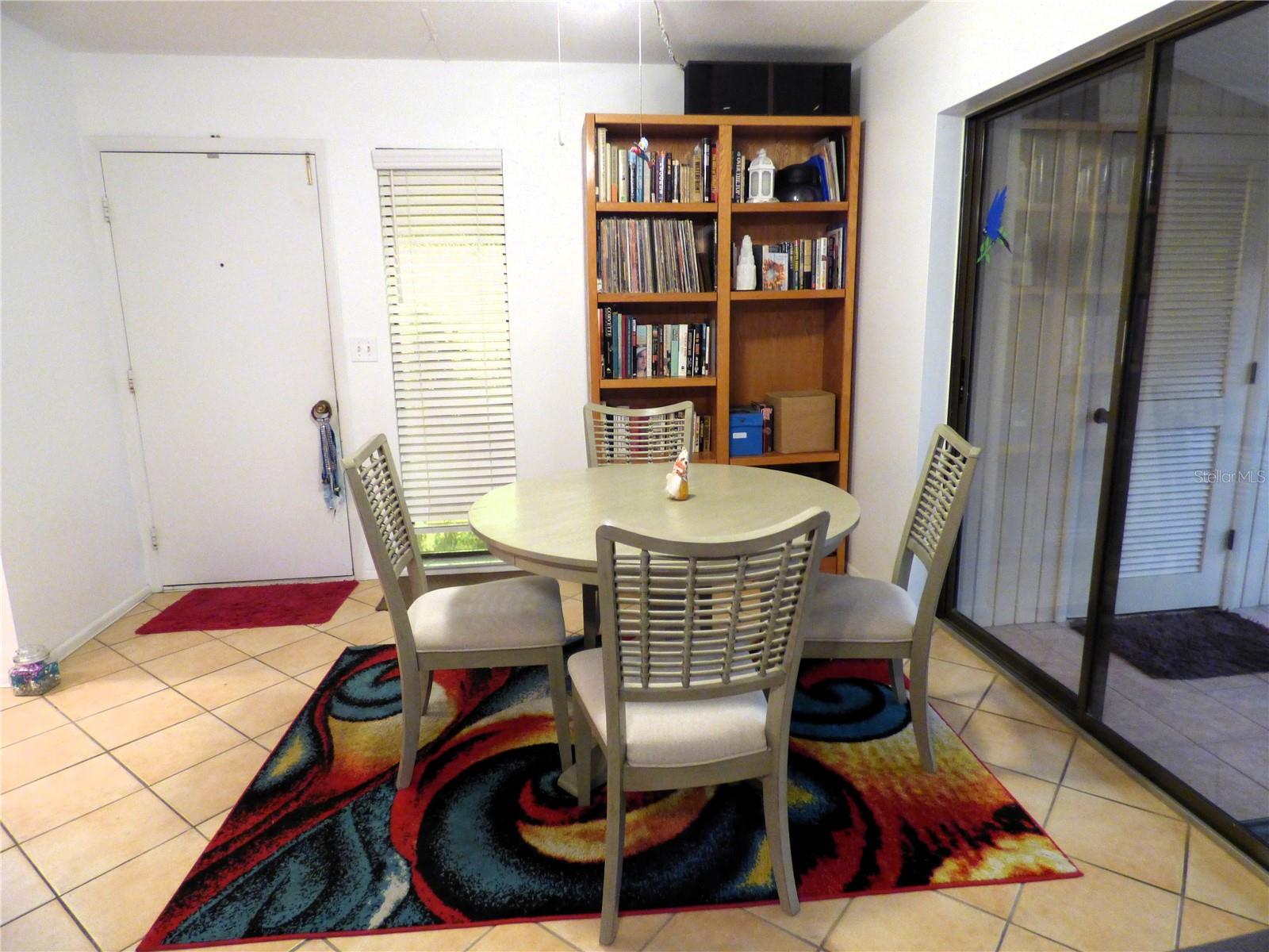 Image 7 of 37 For 18 Quails Run Boulevard 4