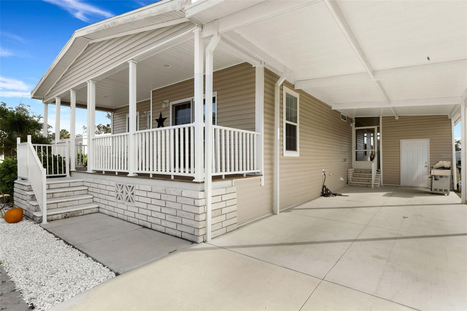 Image 28 of 35 For 2061 Casita Drive