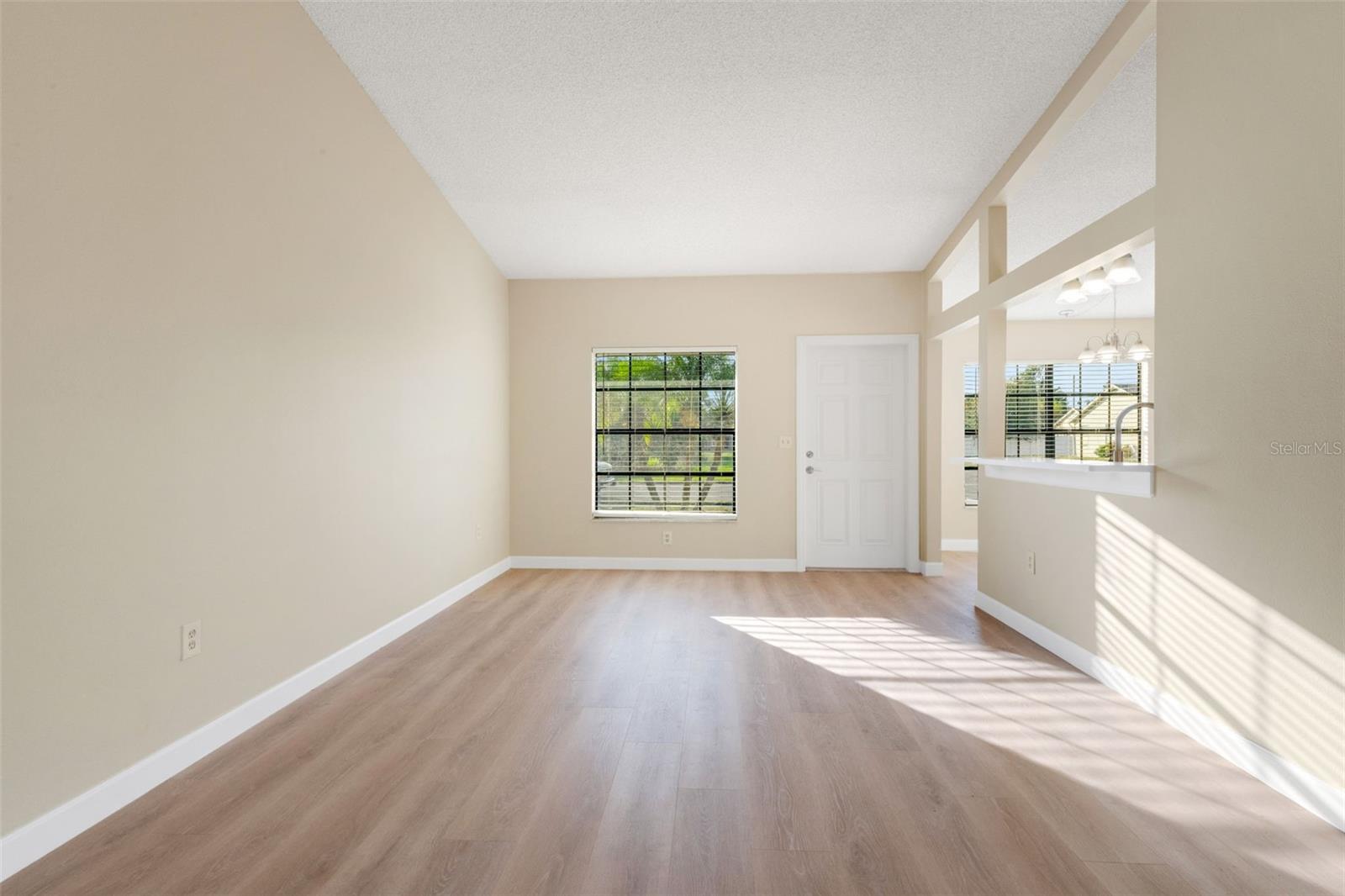 Image 10 of 47 For 1550 Pompano Avenue