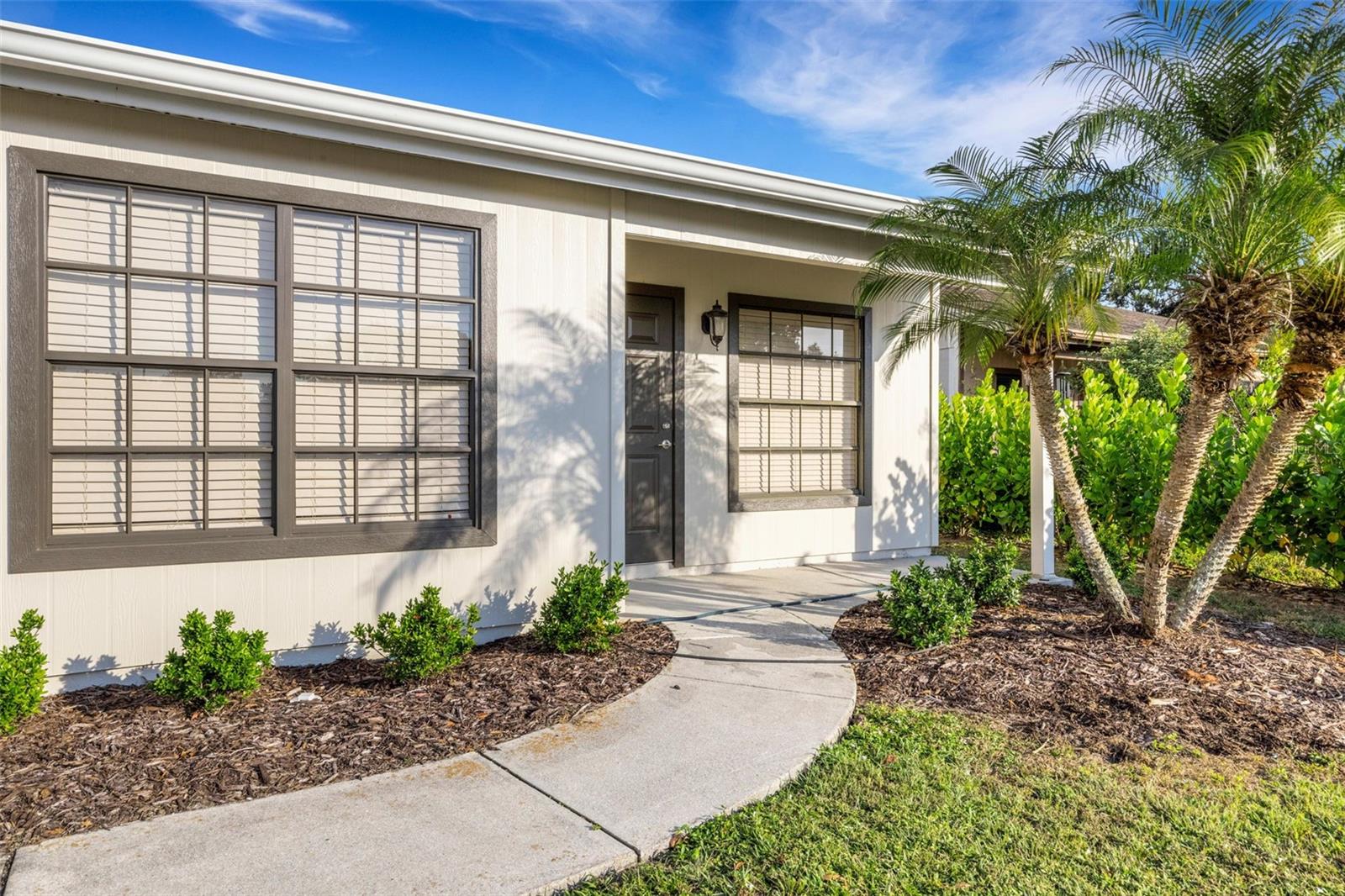 Image 4 of 47 For 1550 Pompano Avenue