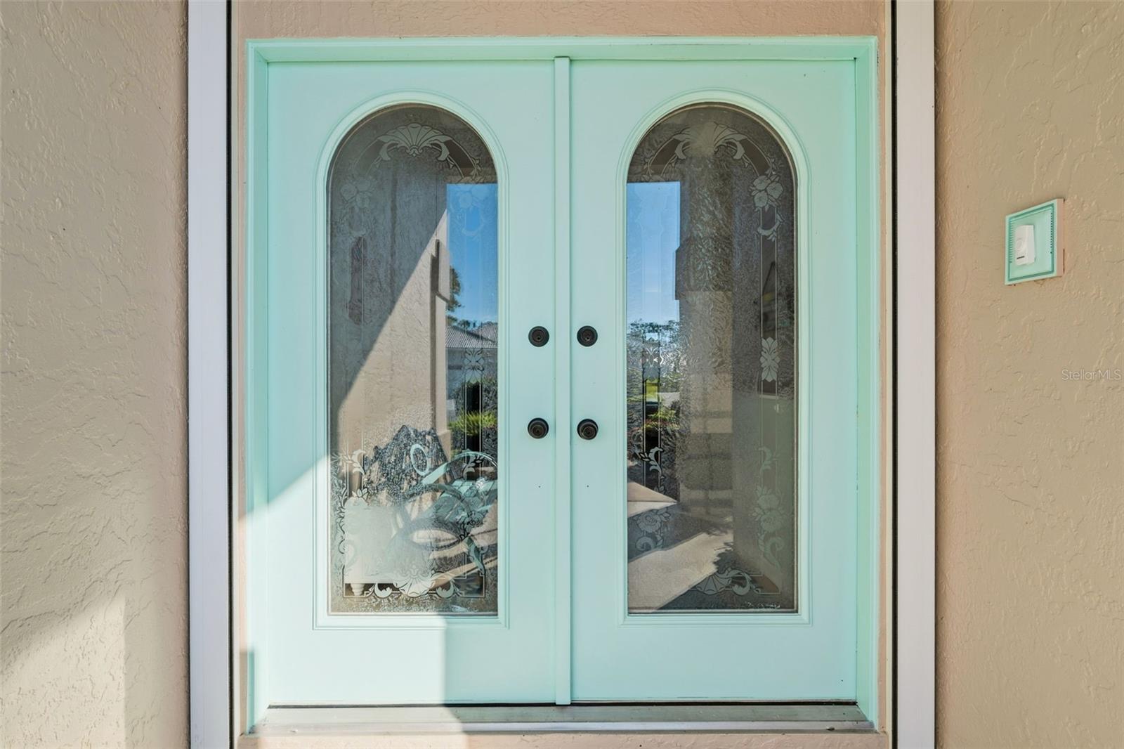 Image 6 of 89 For 1421 Gleneagles Drive