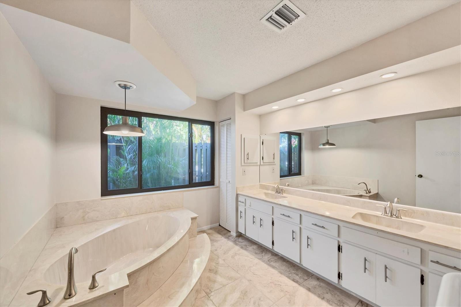 Image 18 of 43 For 1229 Schooner Lane