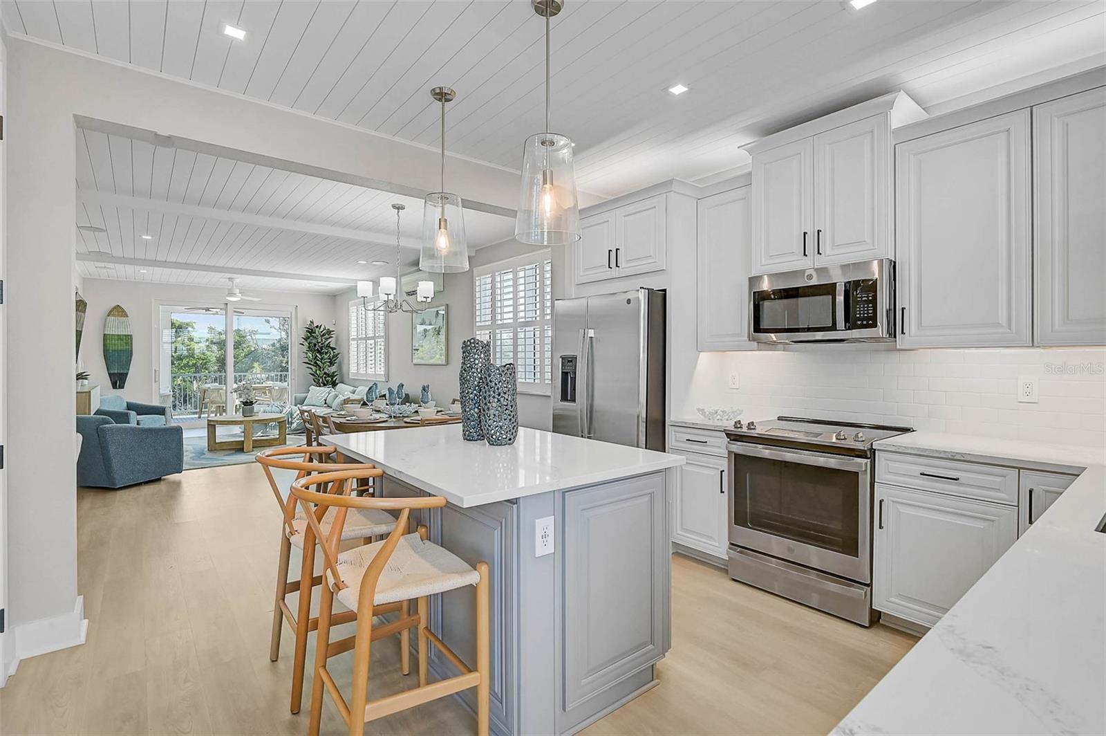 Image 11 of 71 For 4337 Marina View Way