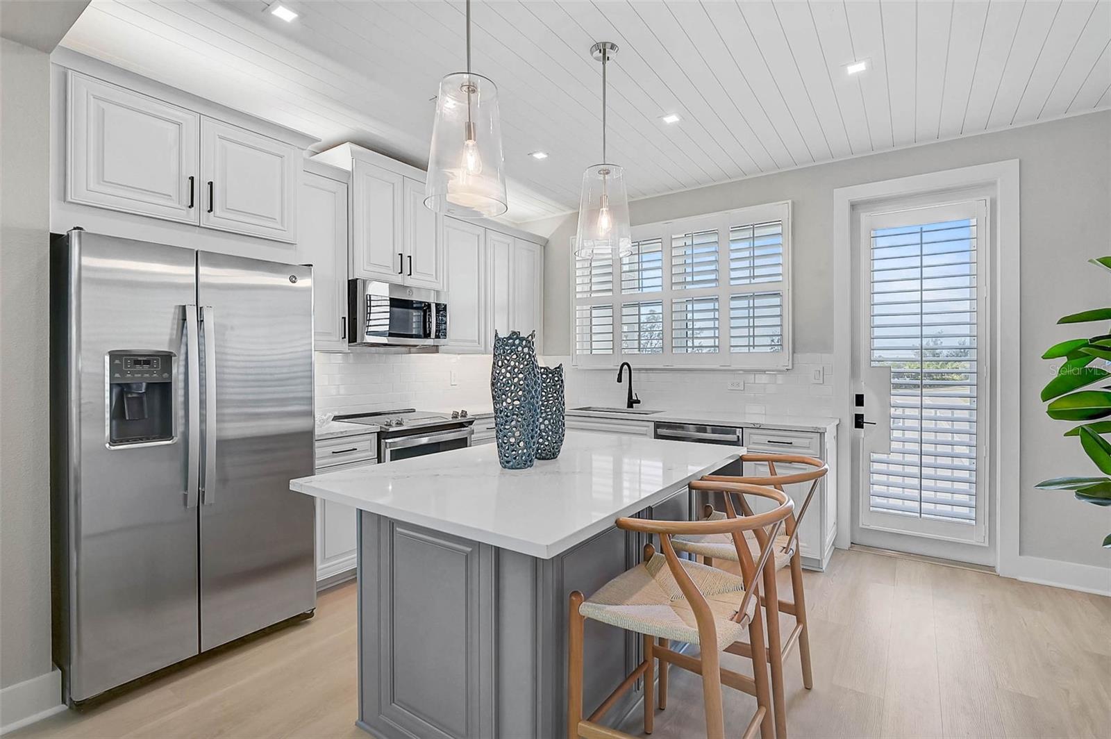 Image 13 of 71 For 4337 Marina View Way