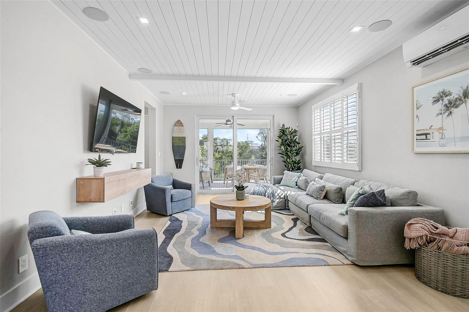 Image 18 of 71 For 4337 Marina View Way