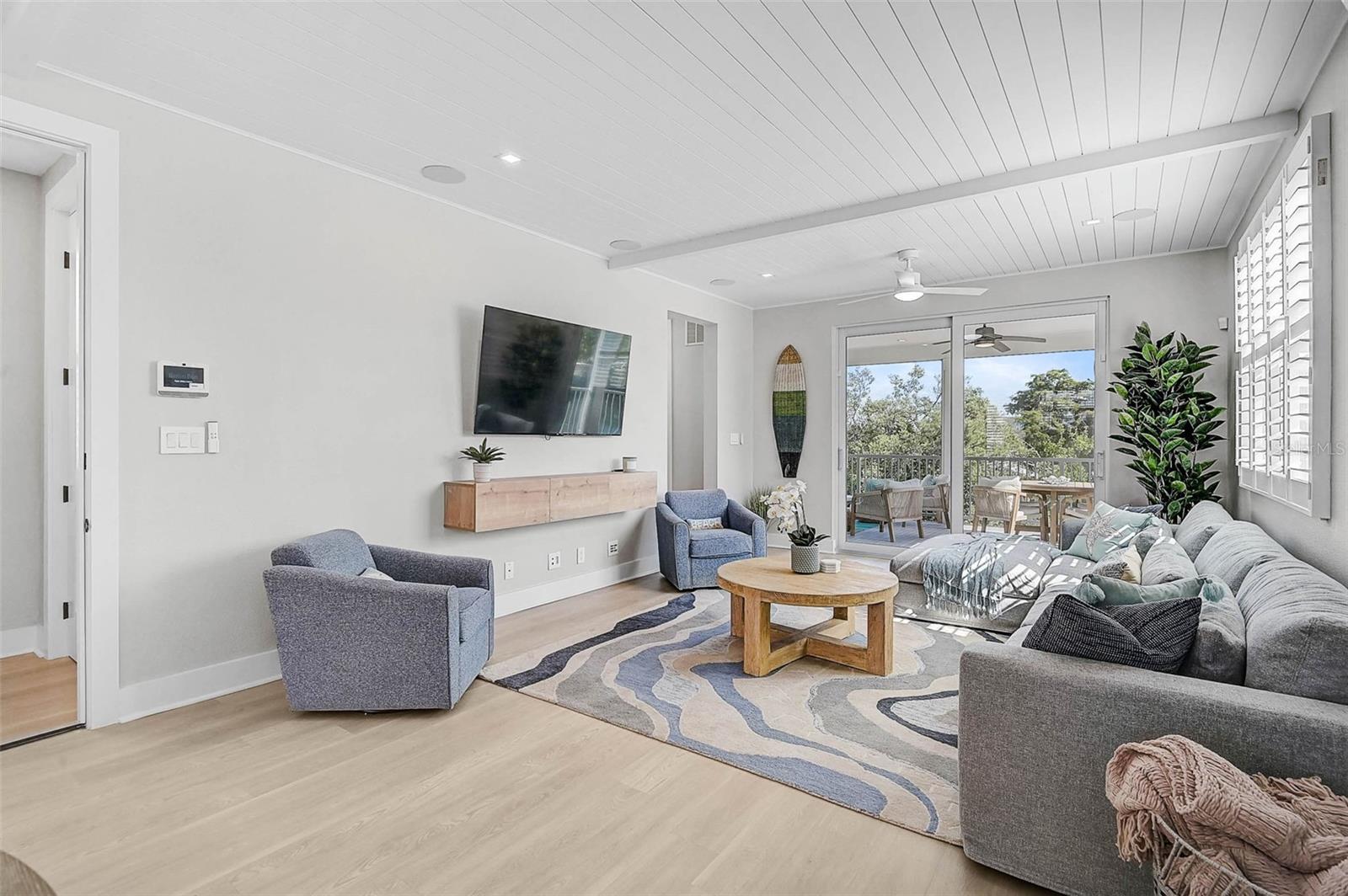 Image 5 of 71 For 4337 Marina View Way