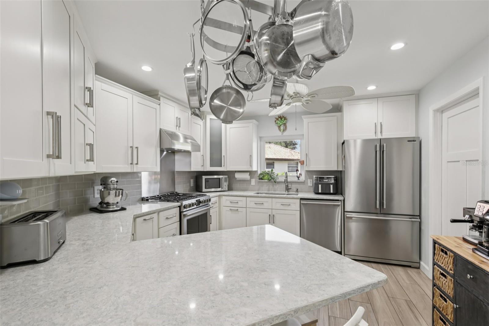 Image 11 of 51 For 291 Laurel Hollow Drive 66