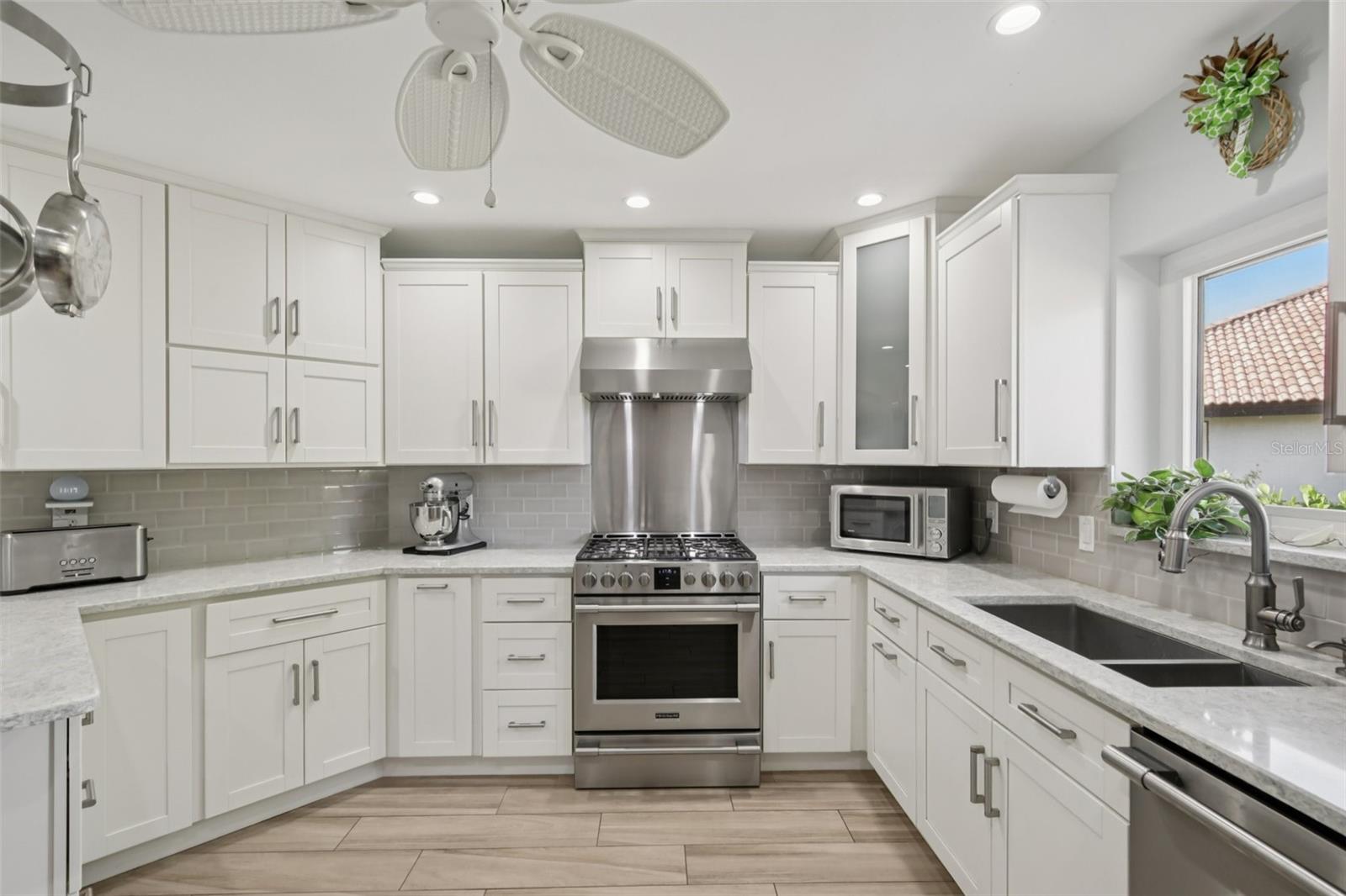 Image 14 of 51 For 291 Laurel Hollow Drive 66