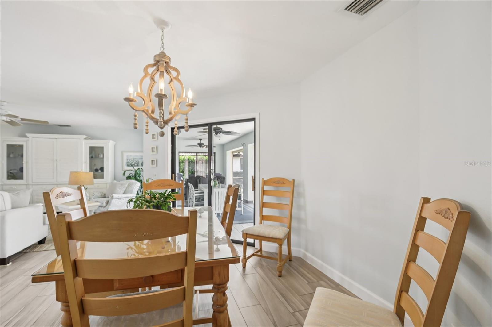 Image 16 of 51 For 291 Laurel Hollow Drive 66