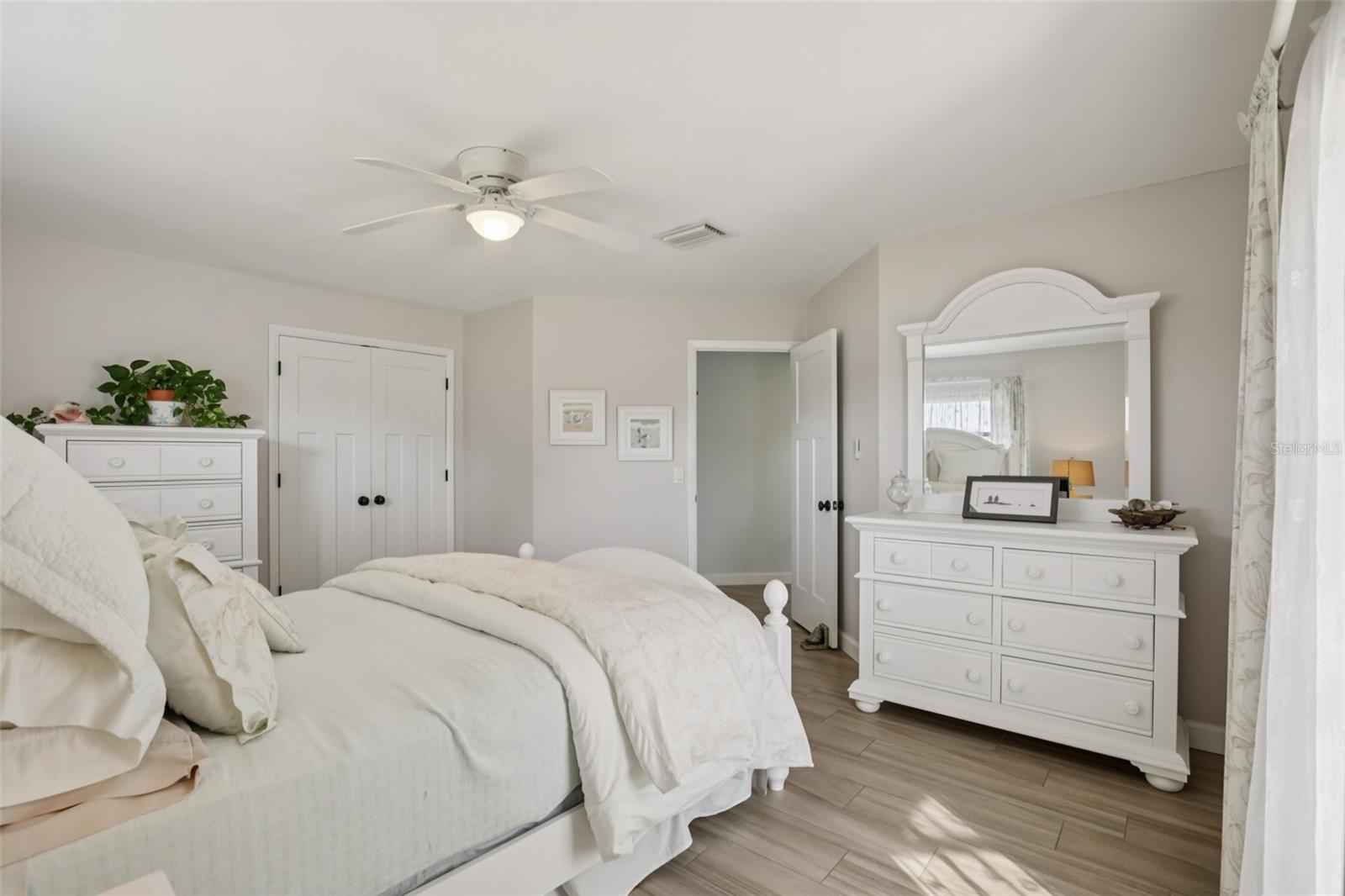 Image 24 of 51 For 291 Laurel Hollow Drive 66