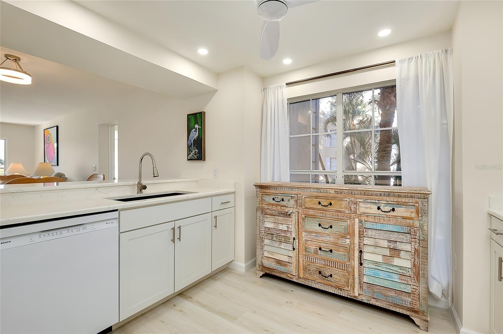 Image 18 of 90 For 929 Wexford Boulevard 929