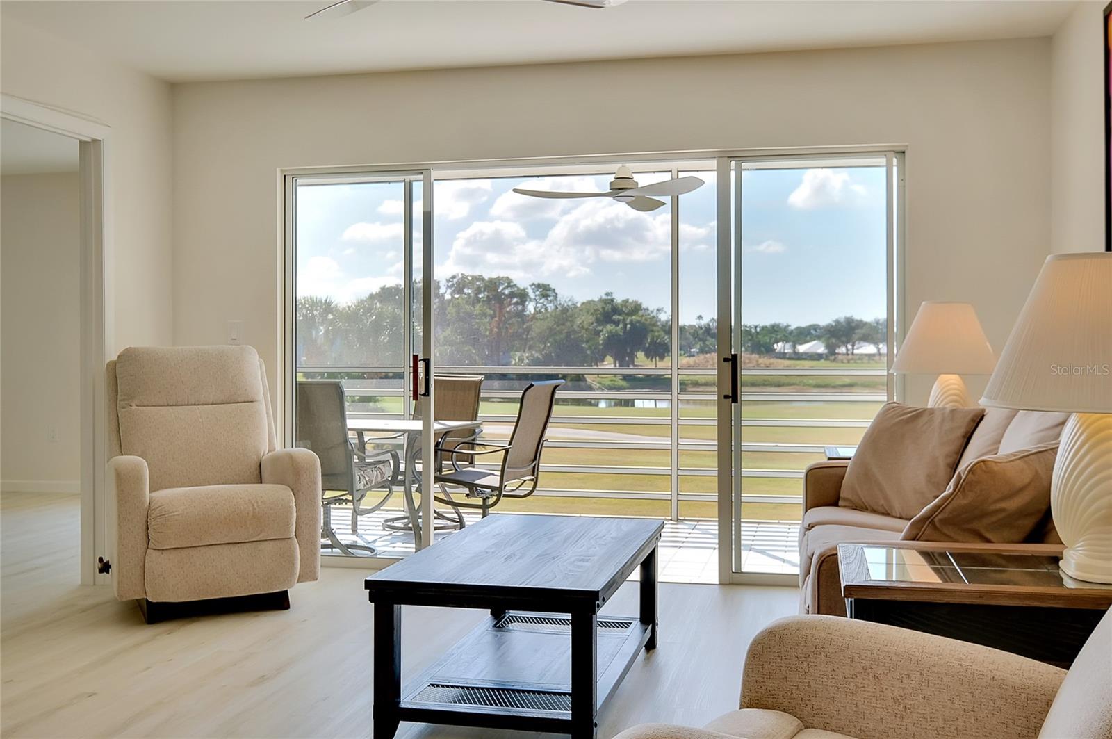 Image 33 of 90 For 929 Wexford Boulevard 929