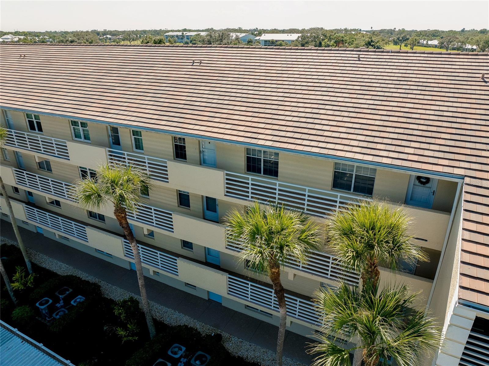 Image 4 of 90 For 929 Wexford Boulevard 929