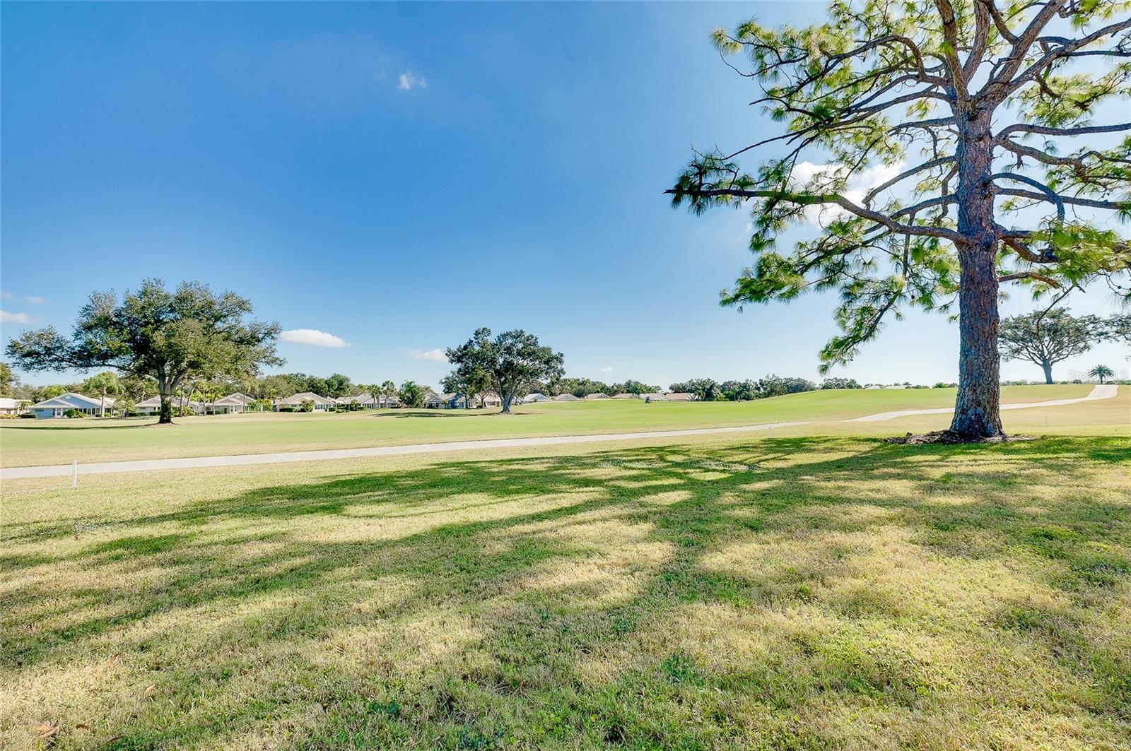 Image 78 of 90 For 929 Wexford Boulevard 929