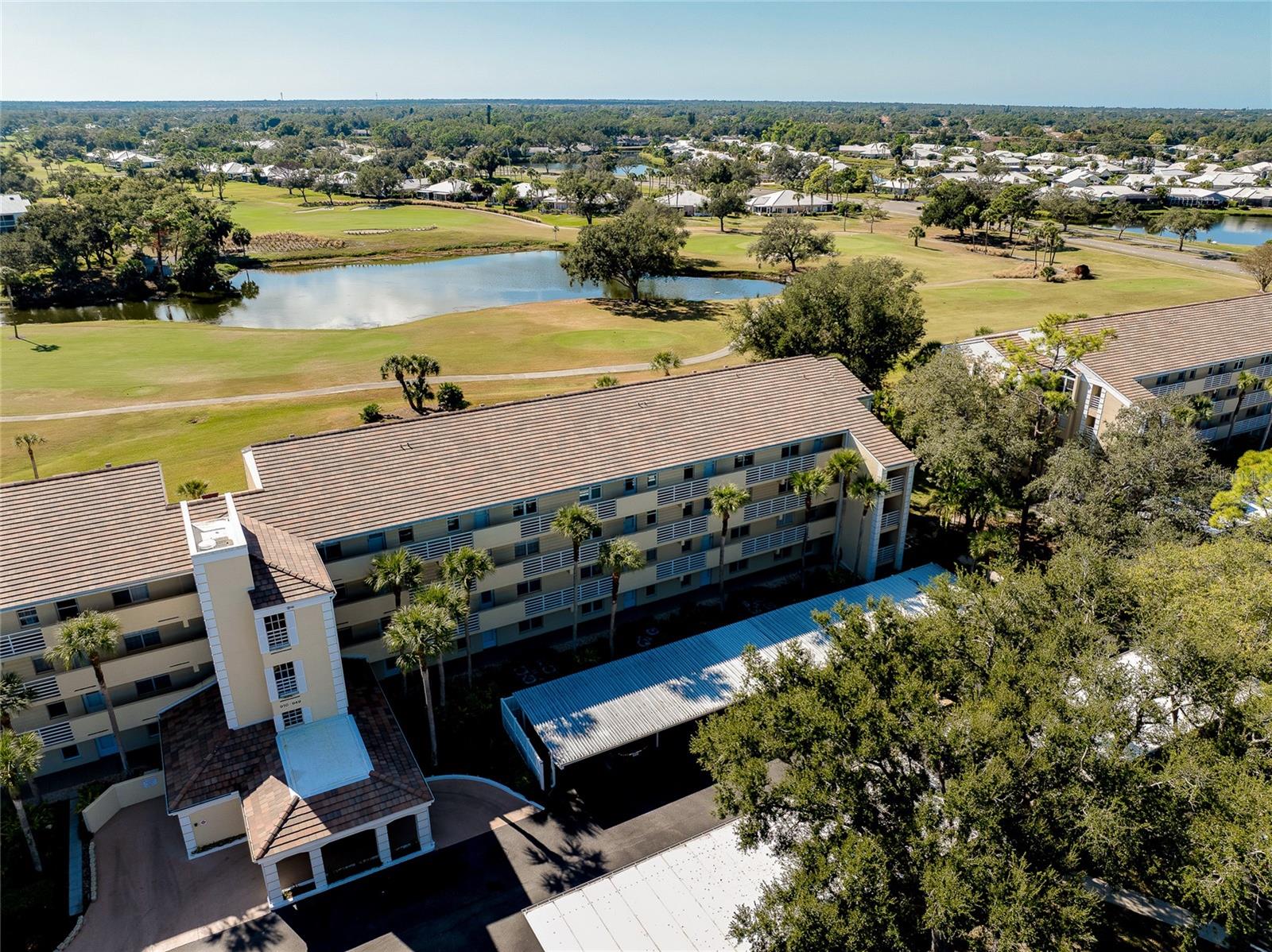 Image 87 of 90 For 929 Wexford Boulevard 929