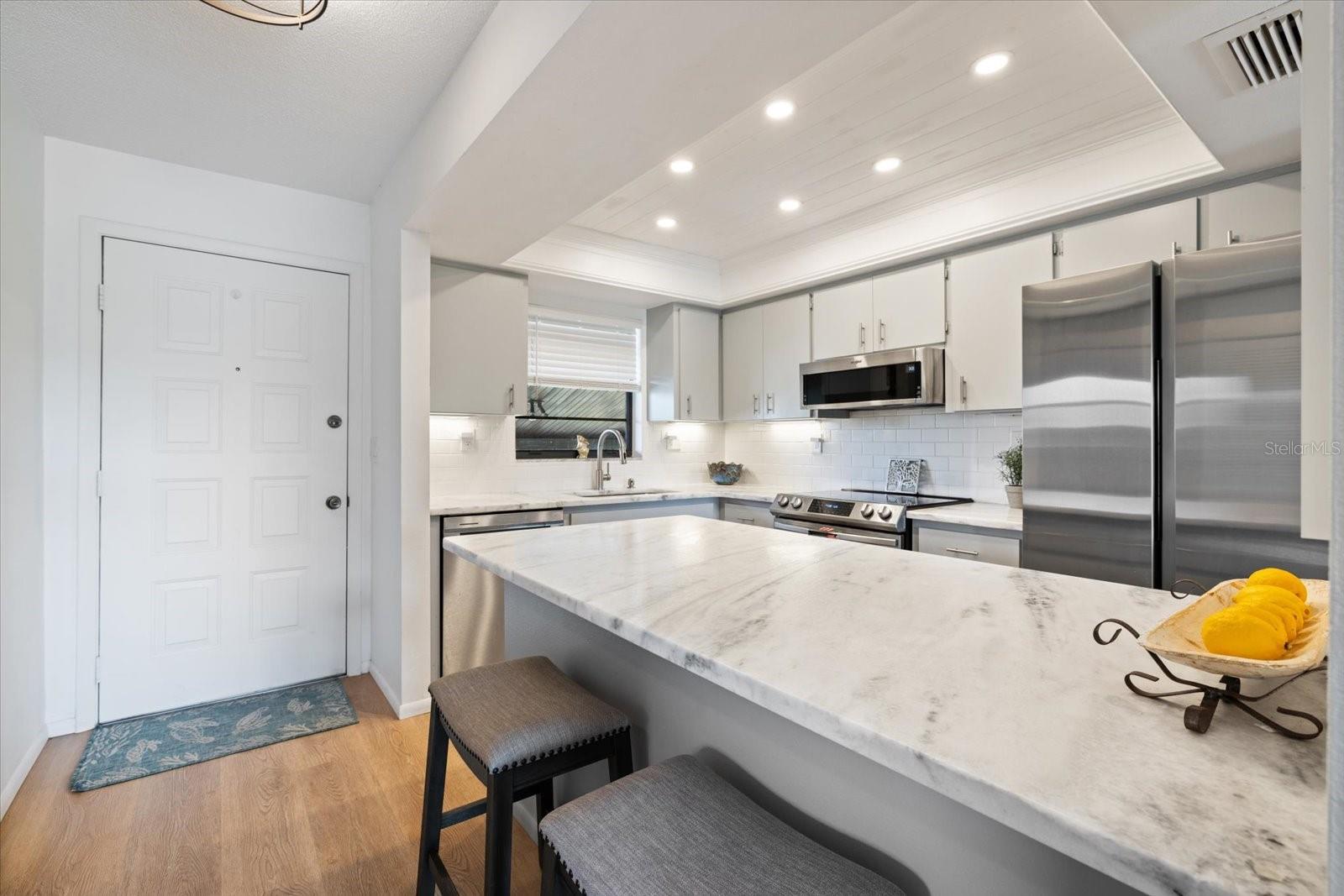 Image 13 of 57 For 925 Capri Isles Boulevard 4