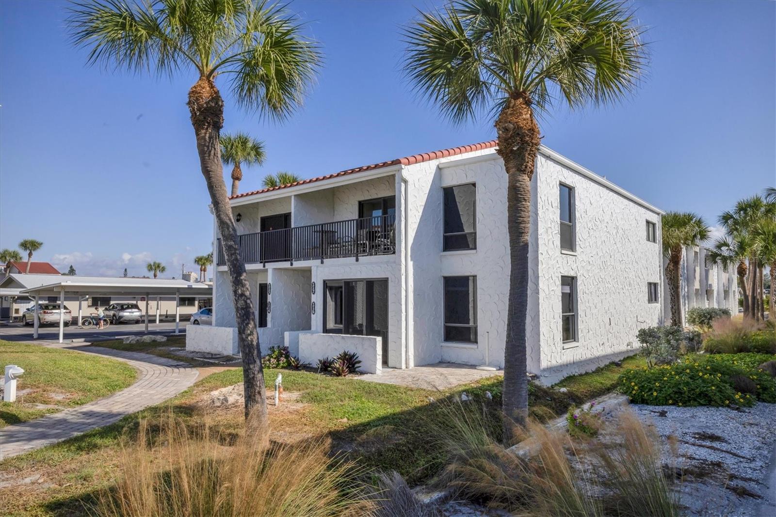 Image 3 of 49 For 500 Park Boulevard S 116