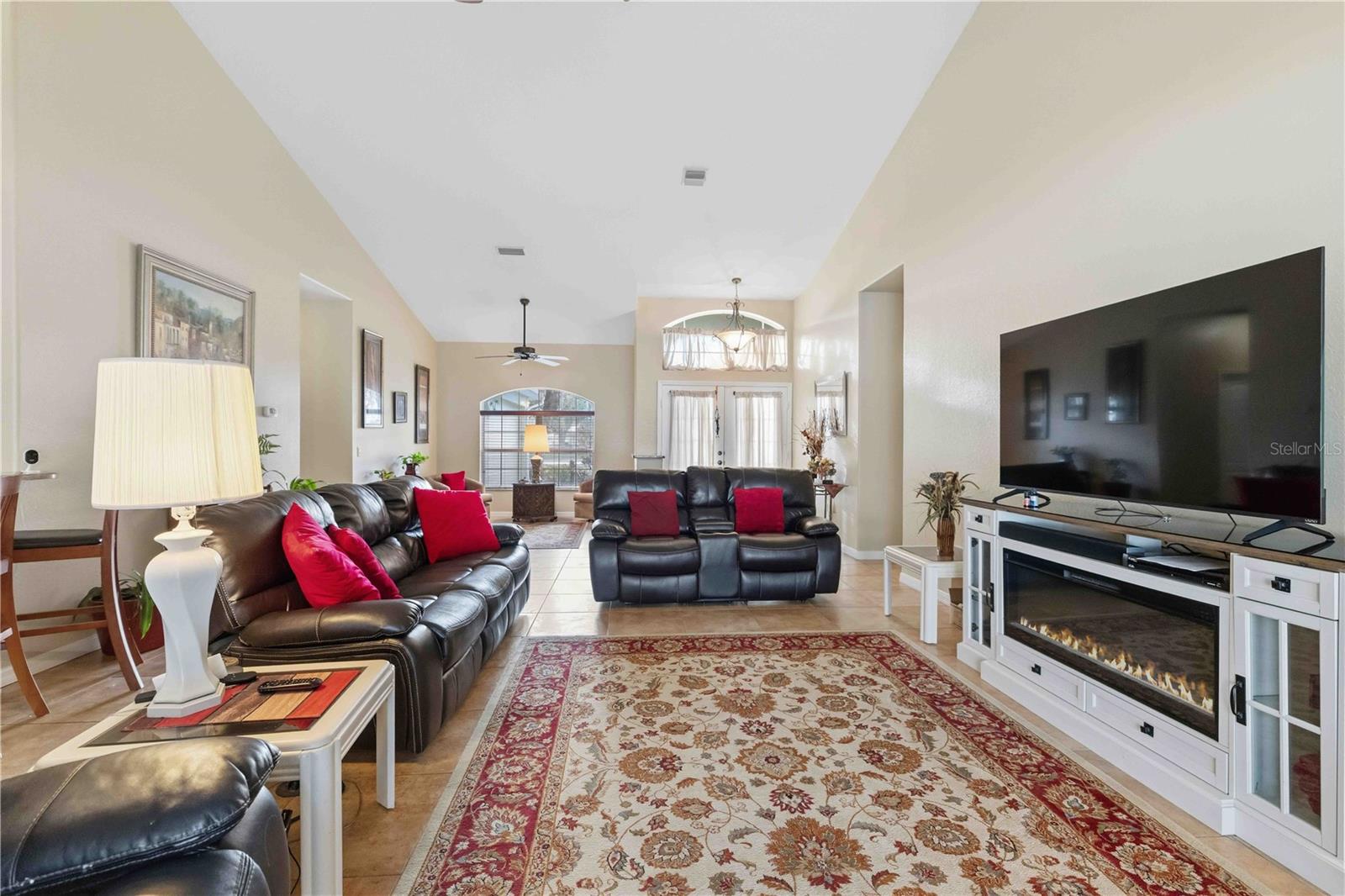 Image 11 of 86 For 22318 Wexford Boulevard 4