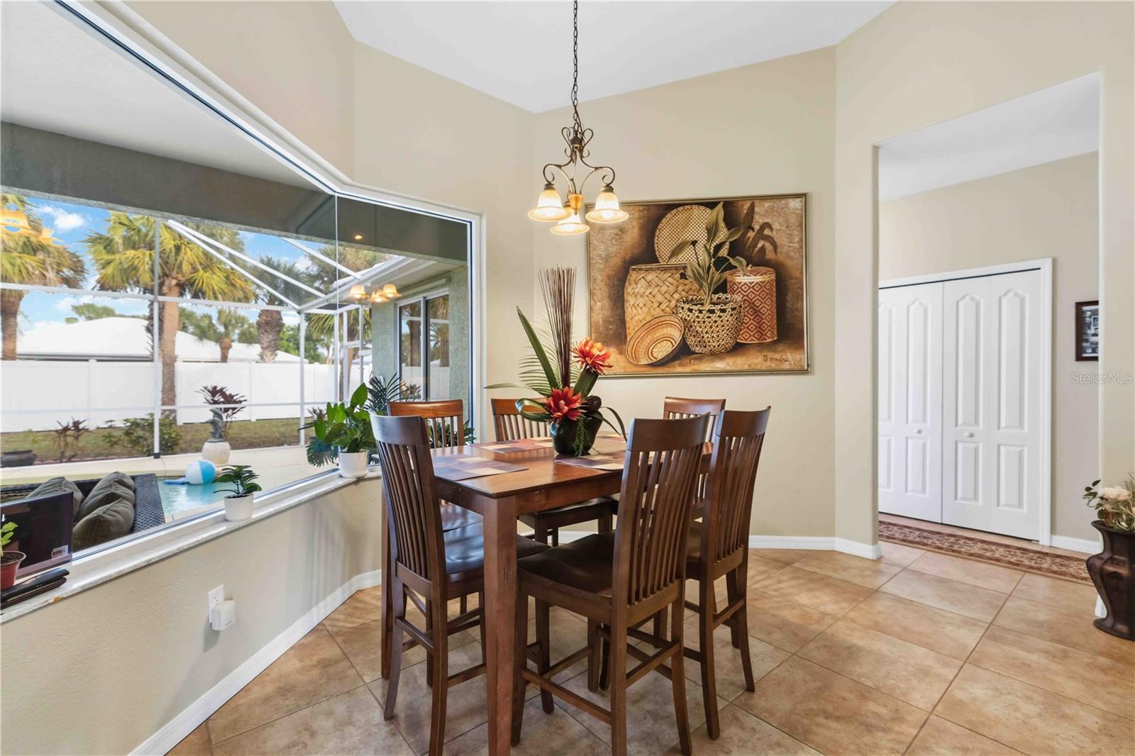 Image 13 of 86 For 22318 Wexford Boulevard 4