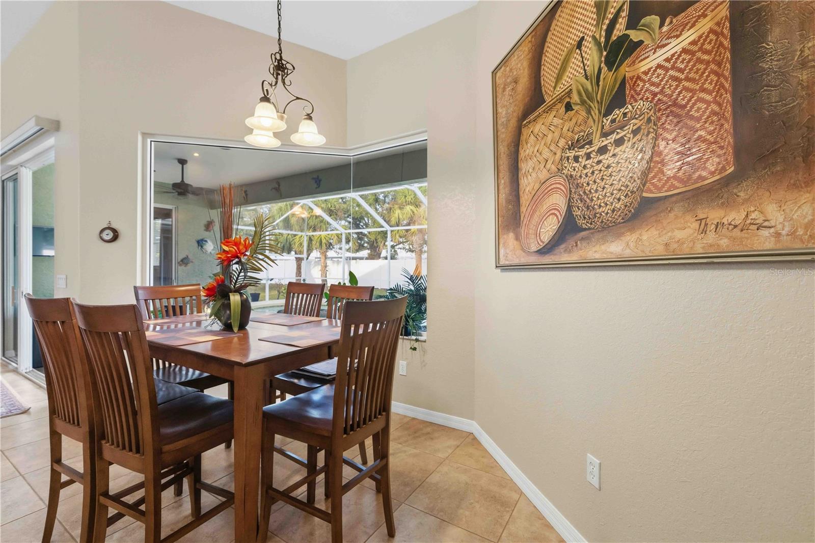 Image 17 of 86 For 22318 Wexford Boulevard 4