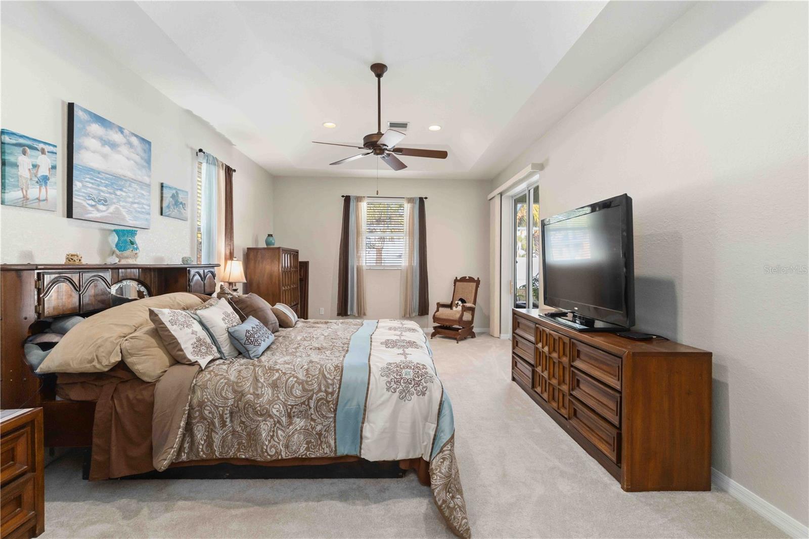 Image 23 of 86 For 22318 Wexford Boulevard 4