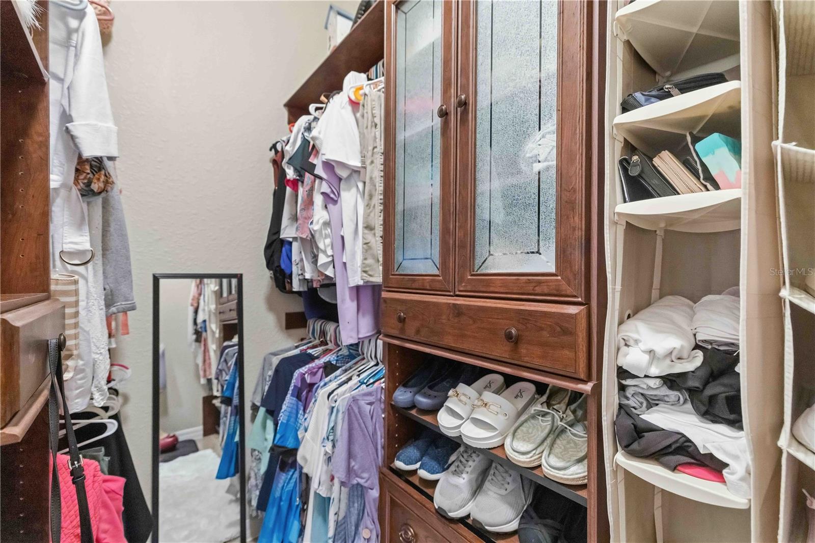 Image 29 of 86 For 22318 Wexford Boulevard 4