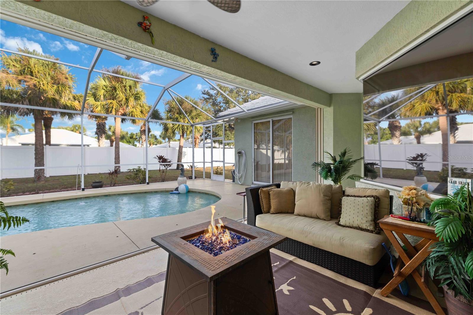 Image 42 of 86 For 22318 Wexford Boulevard 4