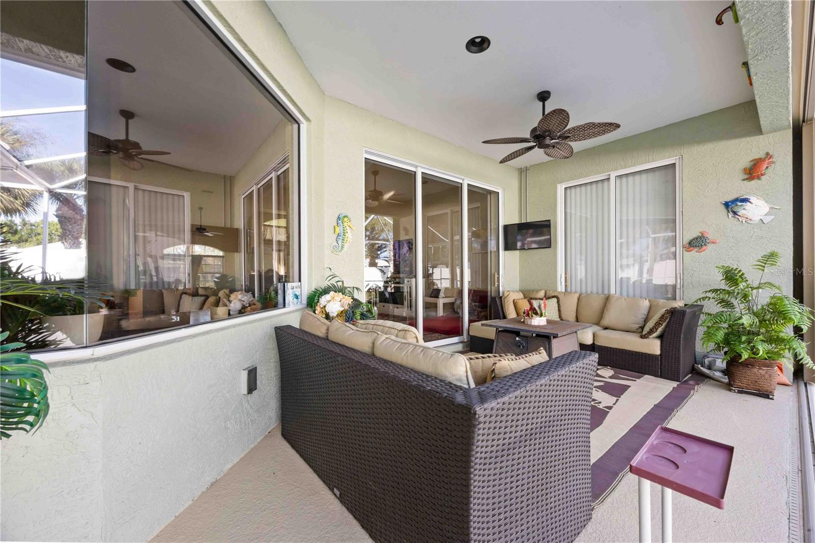 Image 49 of 86 For 22318 Wexford Boulevard 4