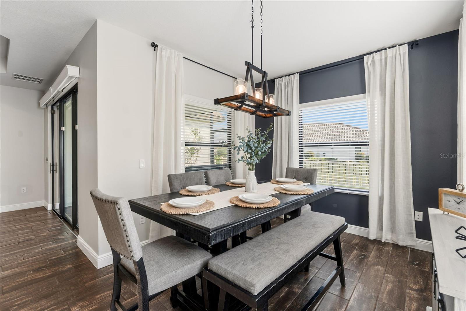 Image 27 of 74 For 200 Benedetto Court