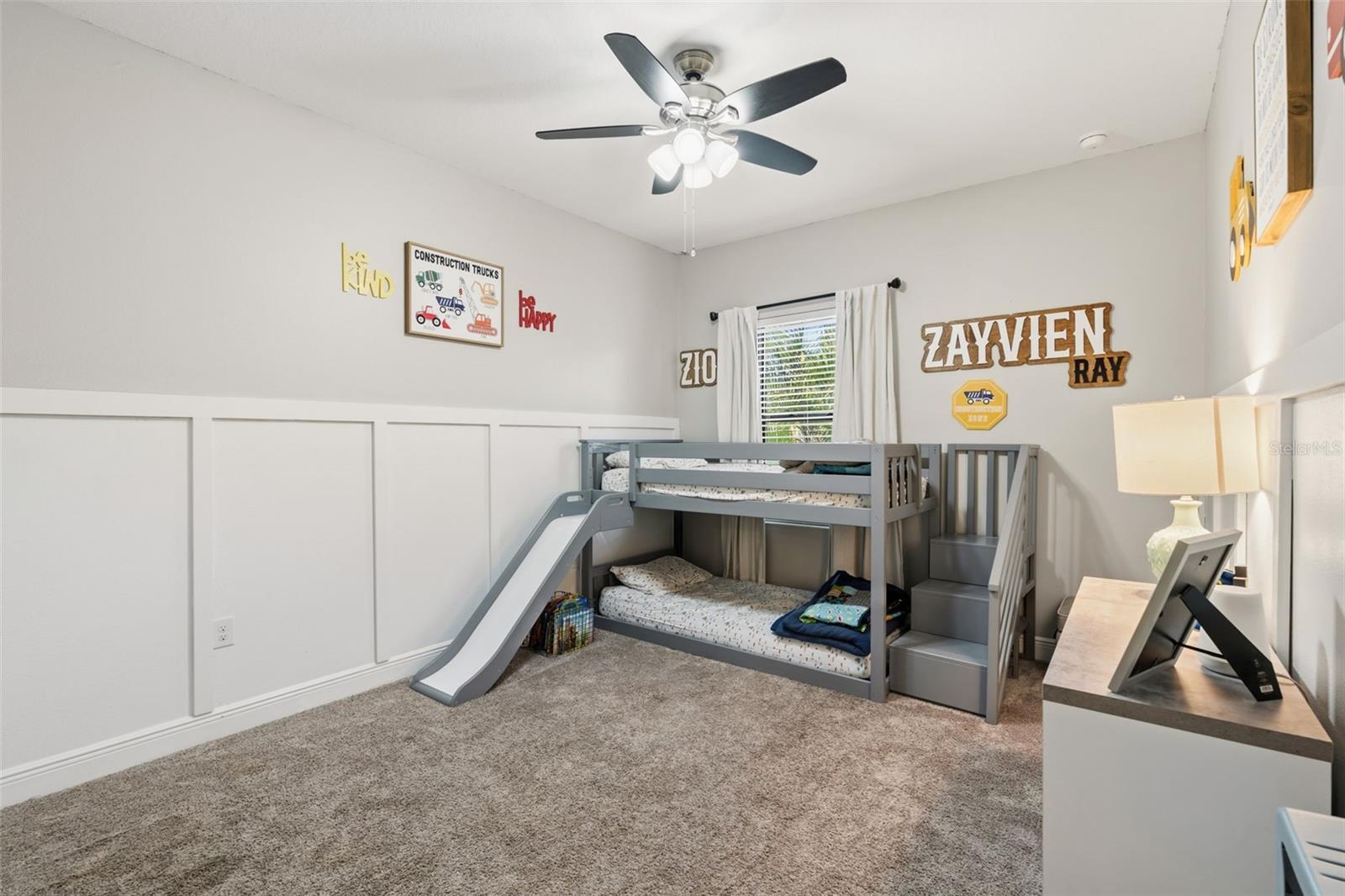 Image 35 of 74 For 200 Benedetto Court