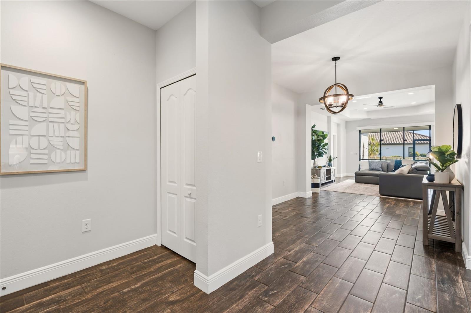 Image 4 of 74 For 200 Benedetto Court