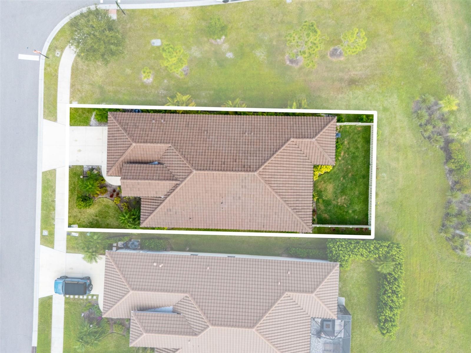 Image 42 of 74 For 200 Benedetto Court