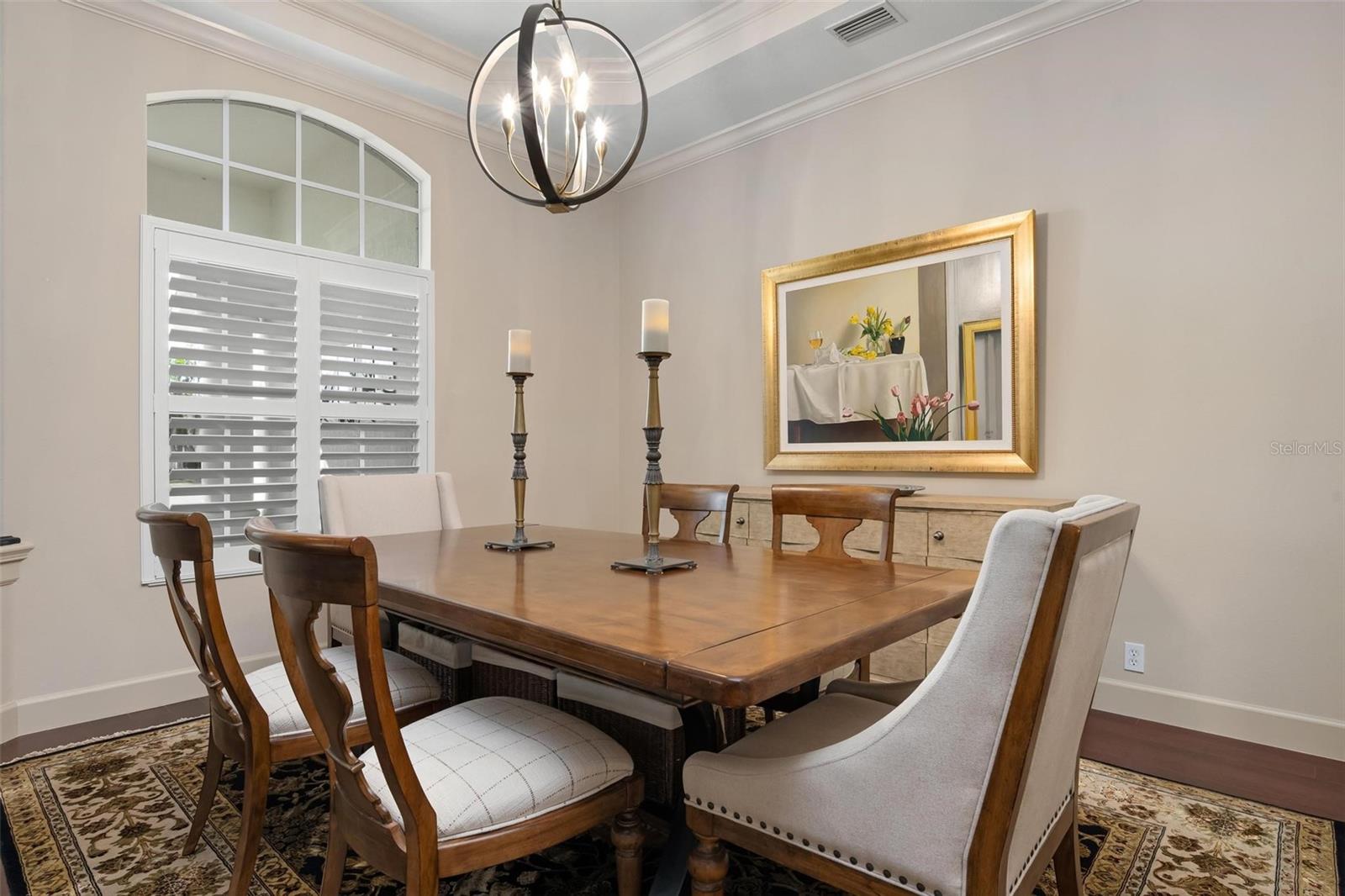 Image 15 of 81 For 824 Adonis Place